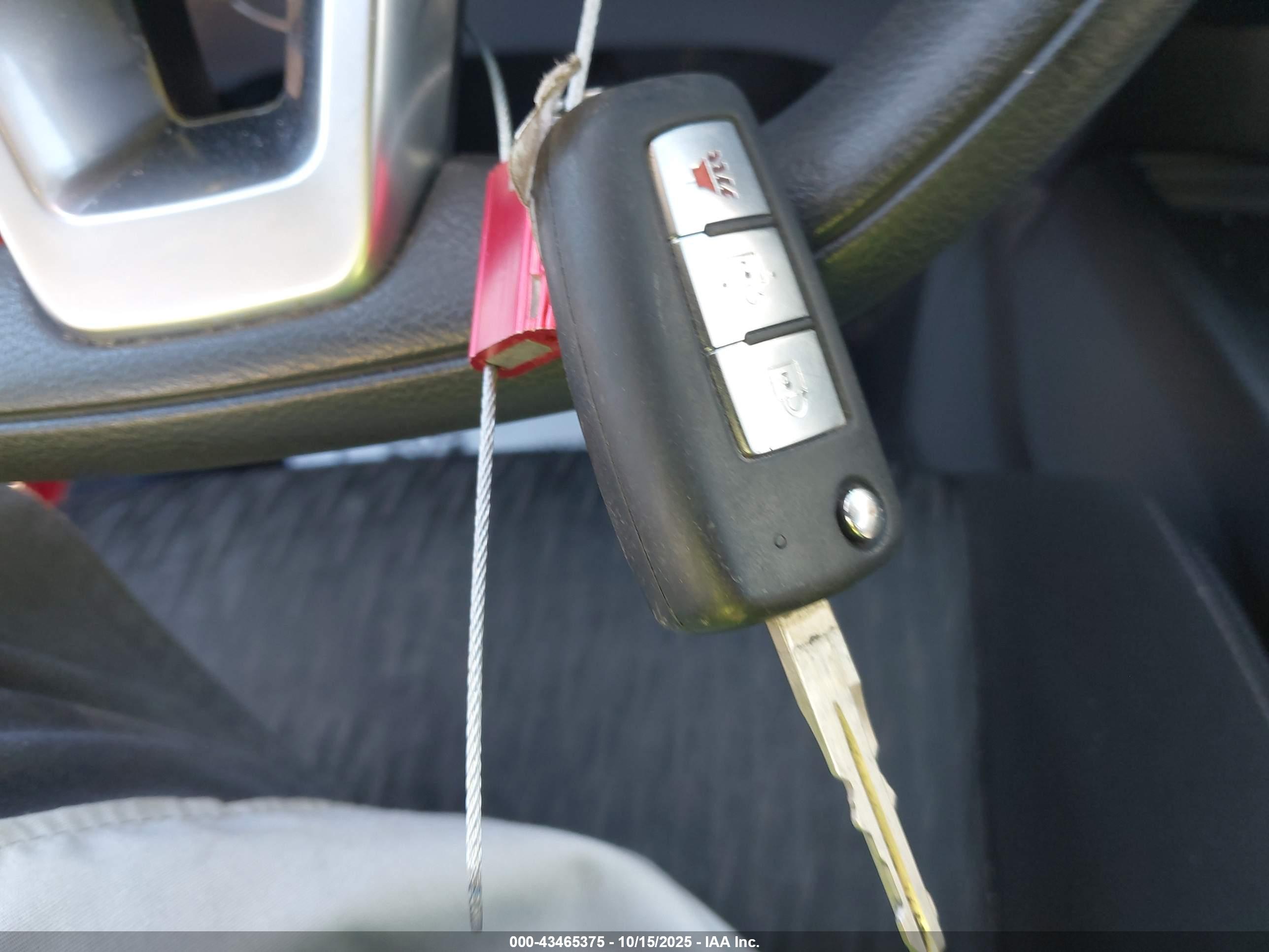 NISSAN ROGUE image 11