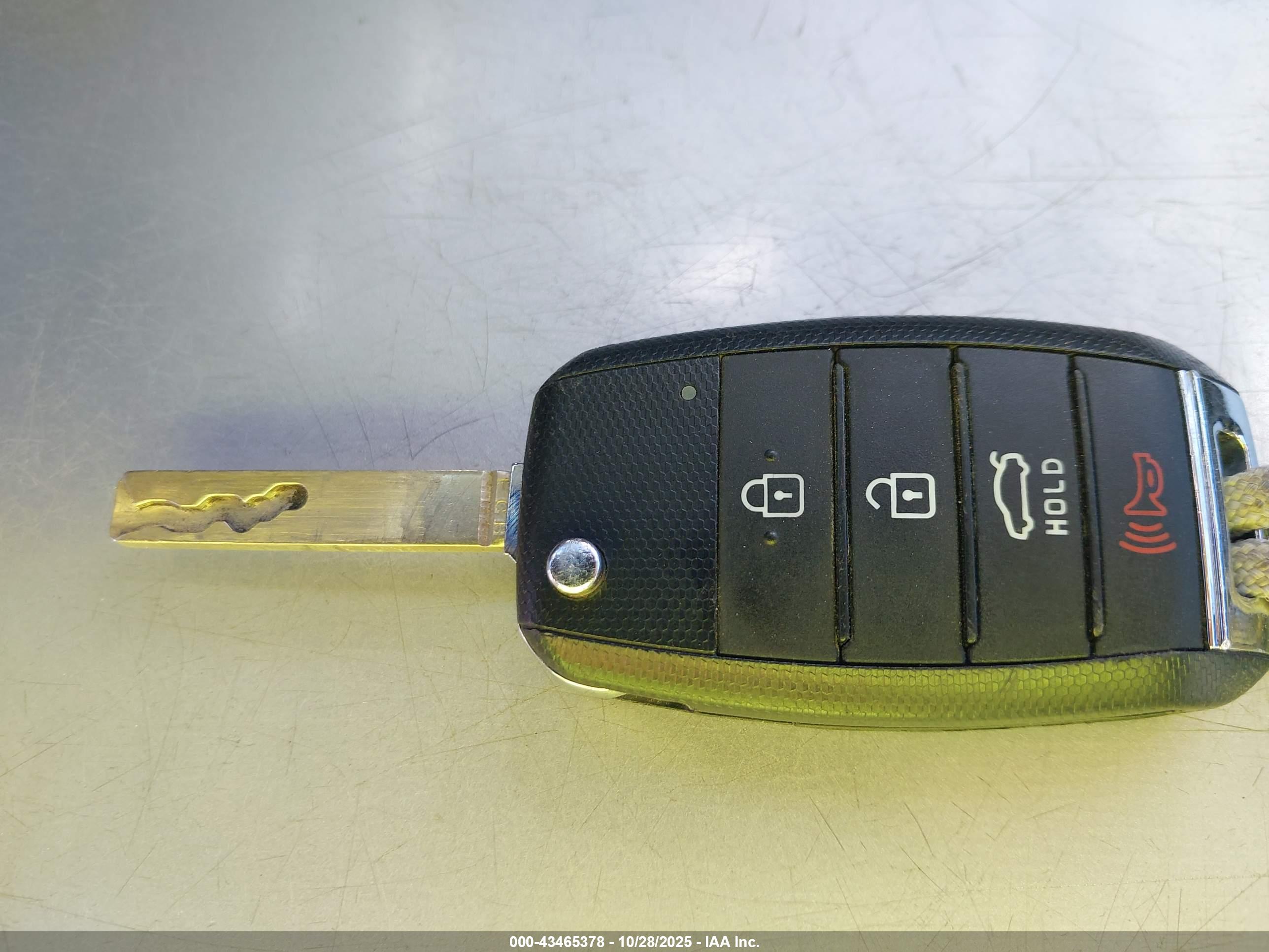 KIA RIO image 11