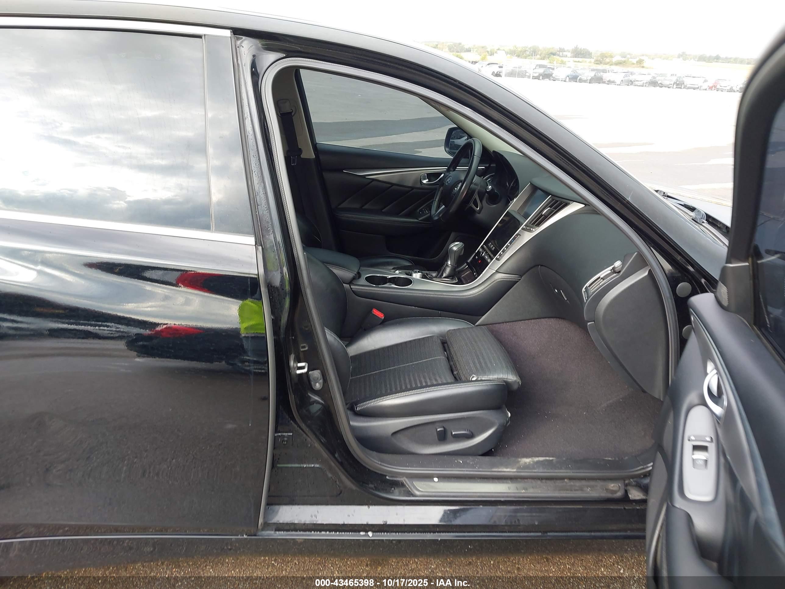 INFINITI Q50 image 5