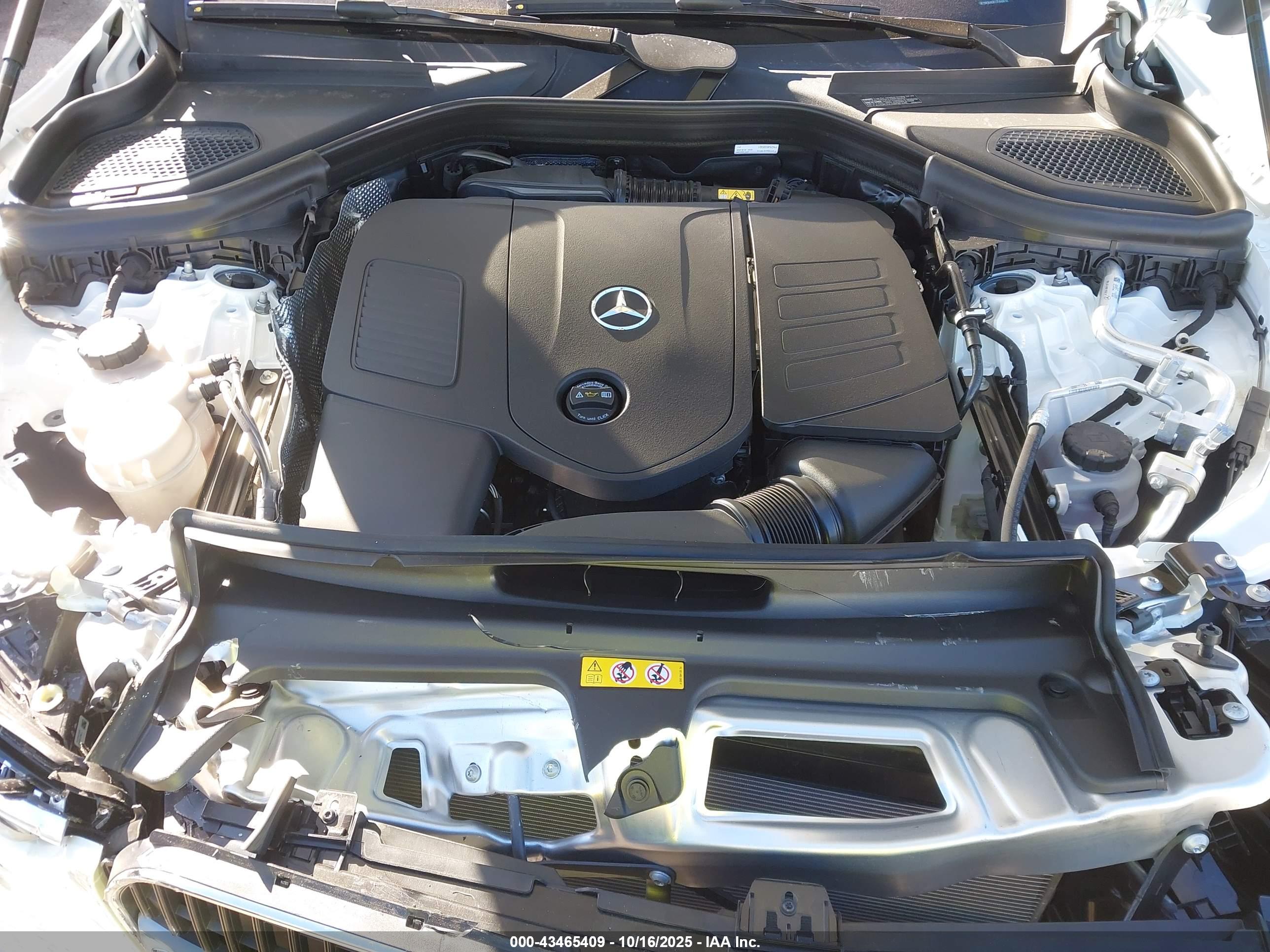 MERCEDES-BENZ GLC image 10