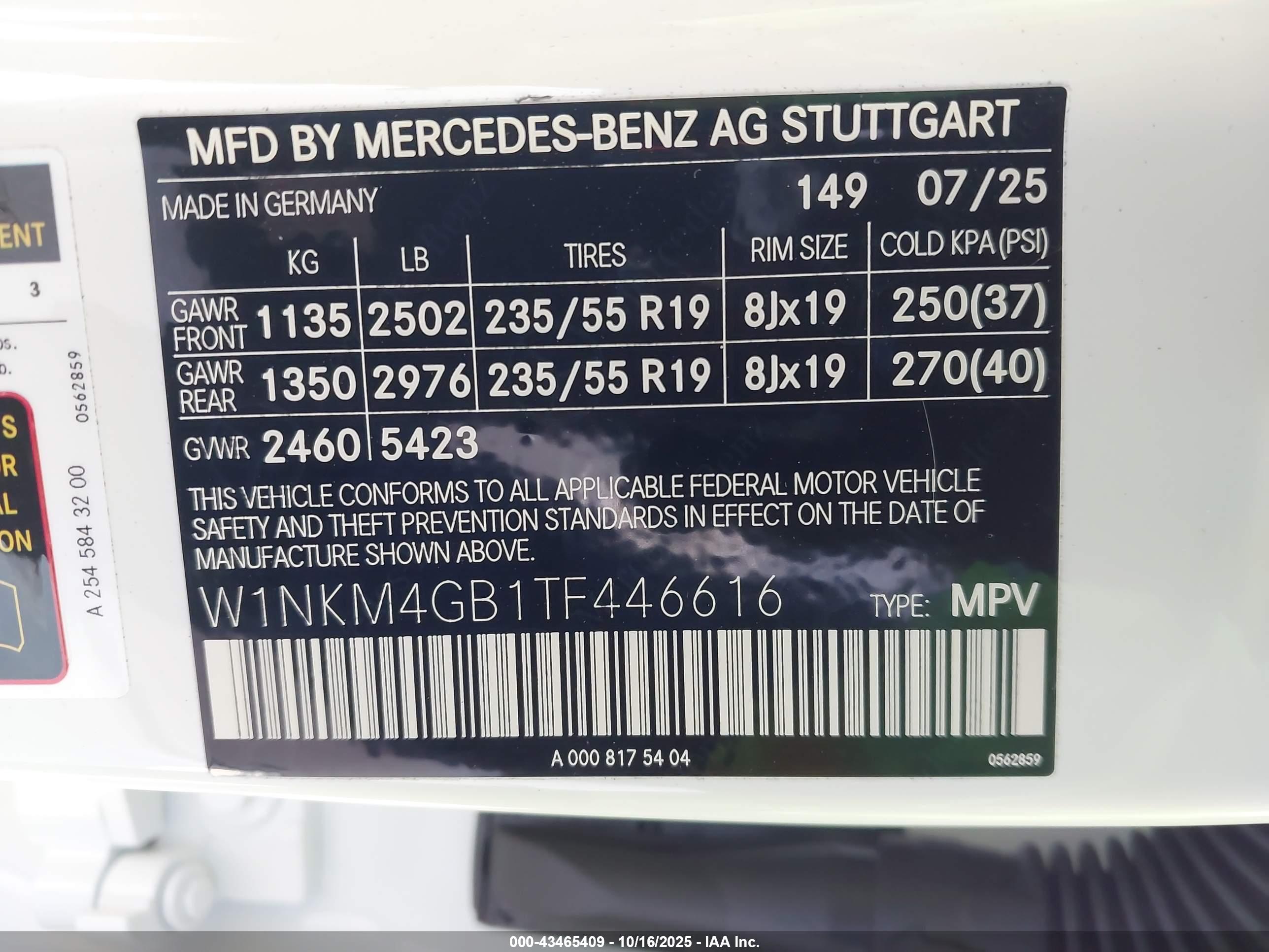MERCEDES-BENZ GLC image 9