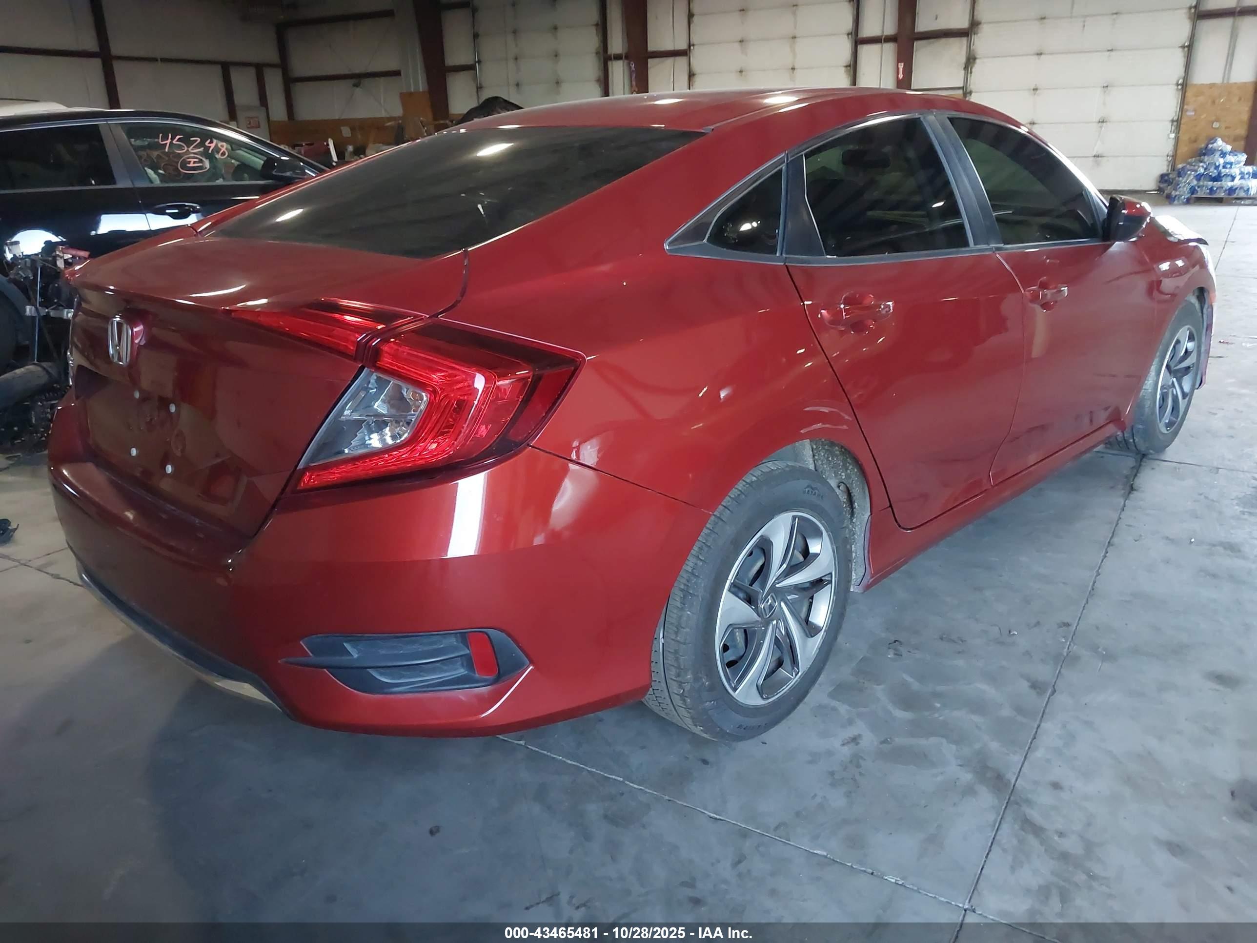 HONDA CIVIC image 4