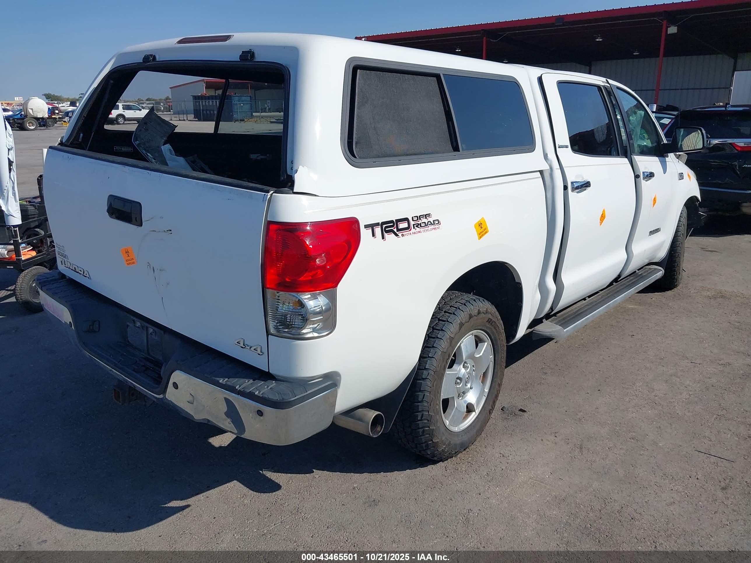 TOYOTA TUNDRA image 4