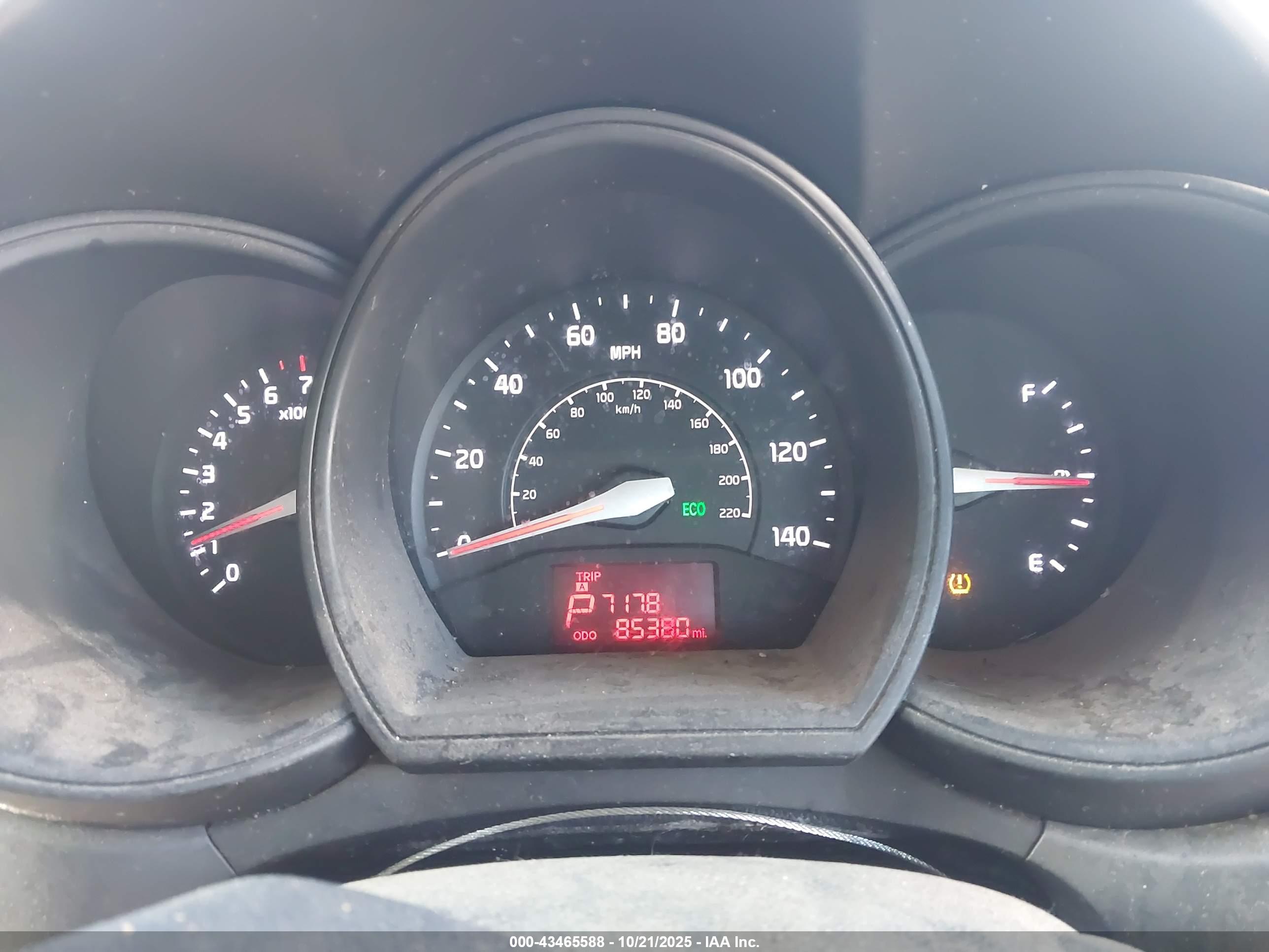KIA RIO image 7