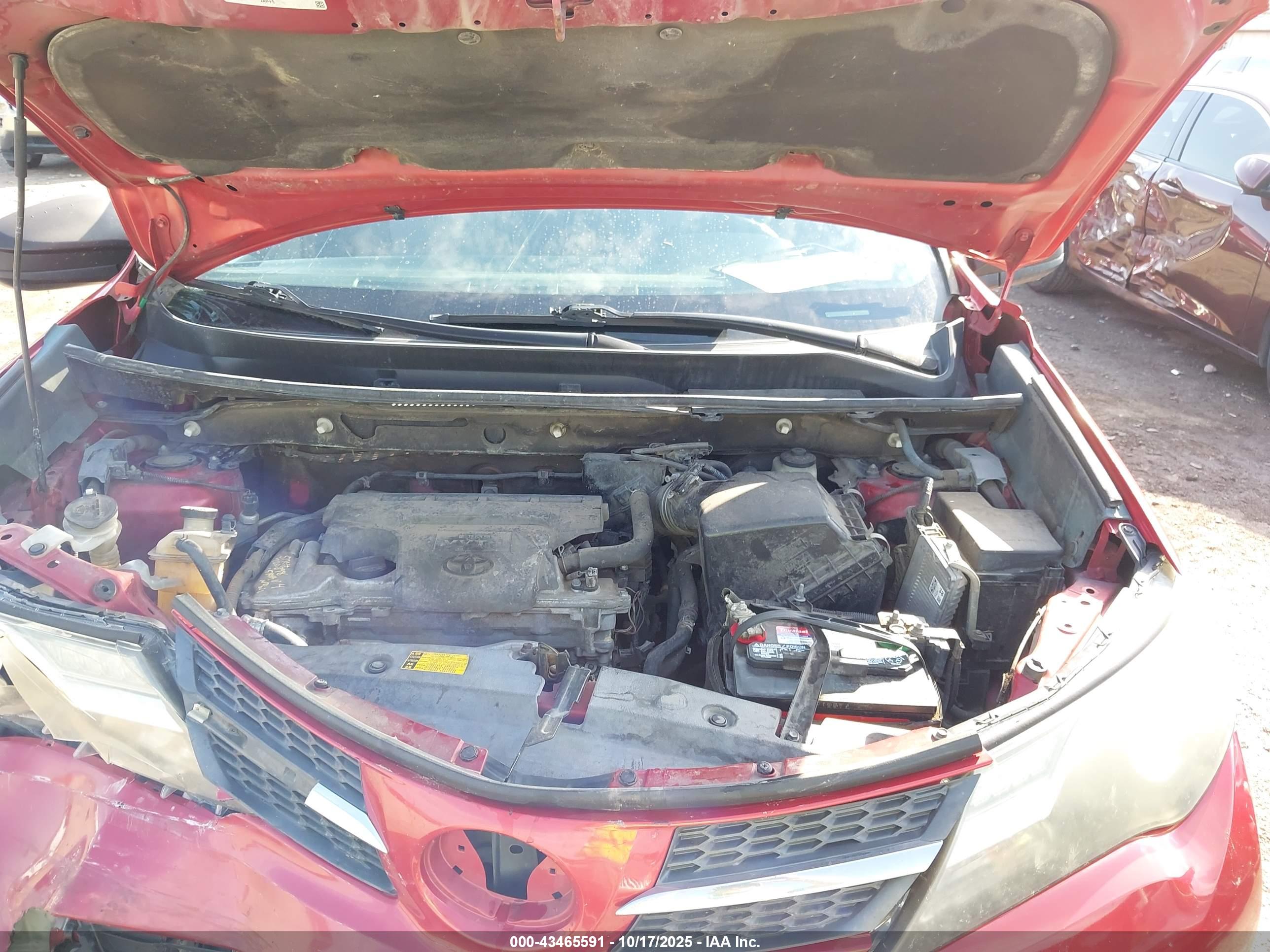 TOYOTA RAV4 image 10