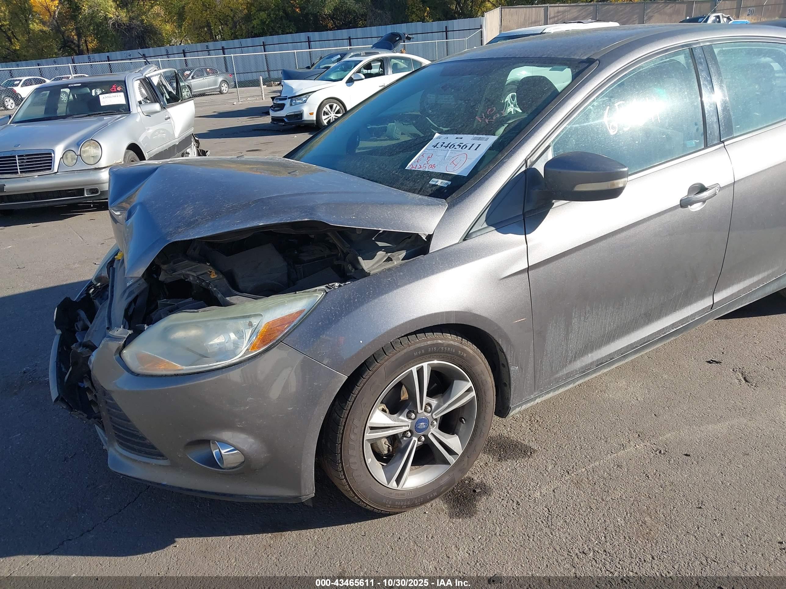 FORD FOCUS image 6