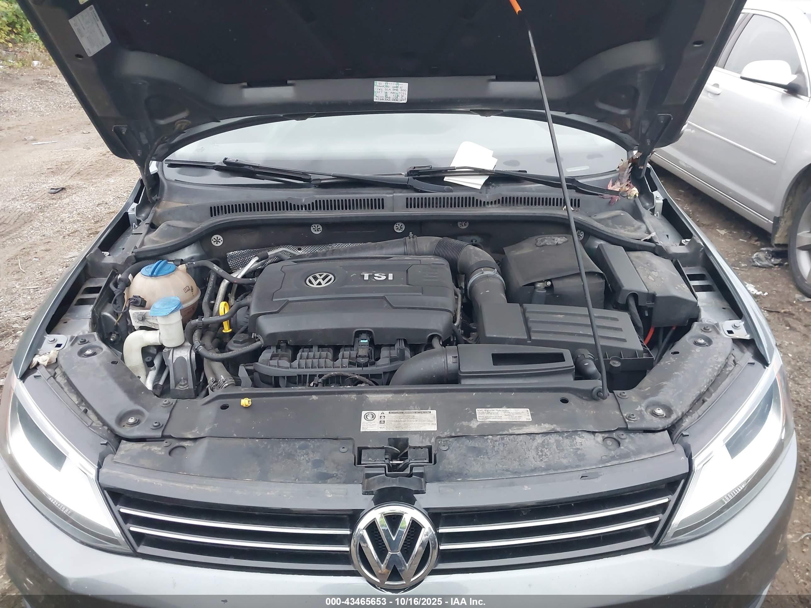 VOLKSWAGEN JETTA image 10