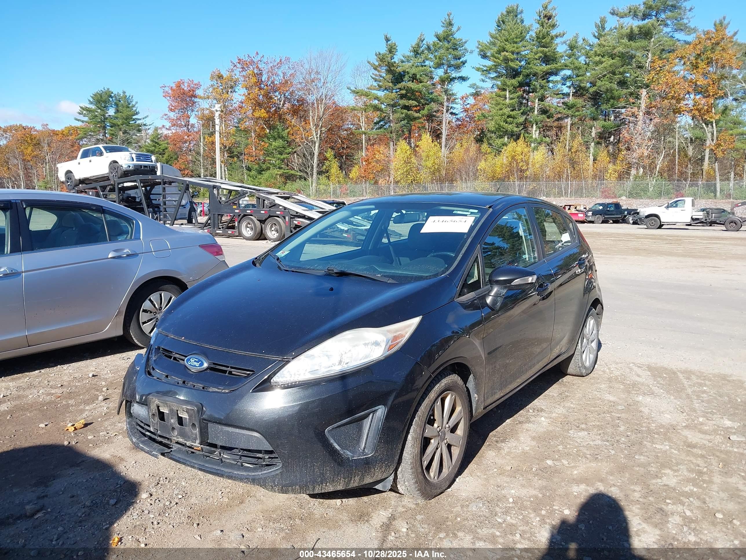 FORD FIESTA image 2