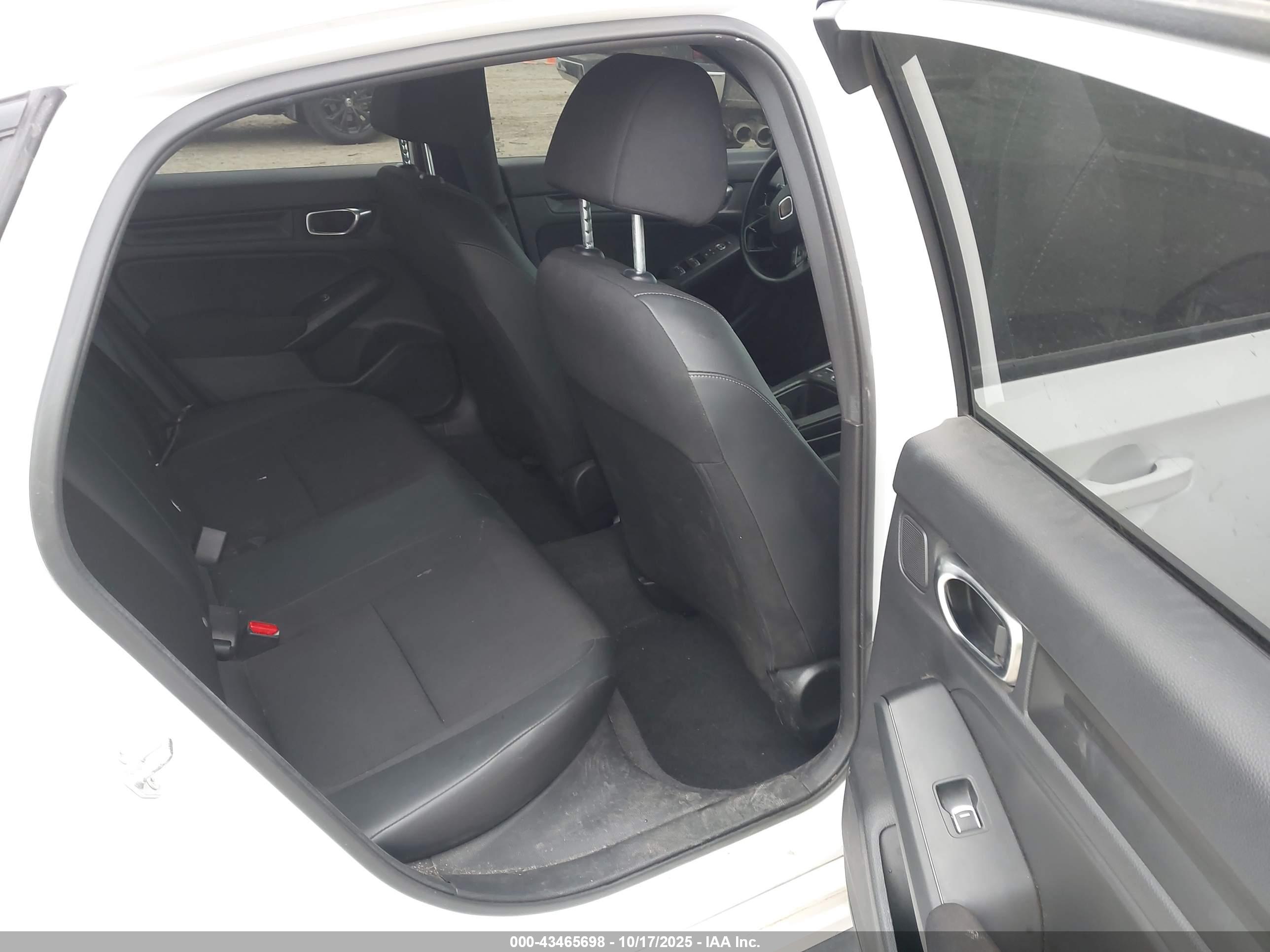 HONDA CIVIC image 8