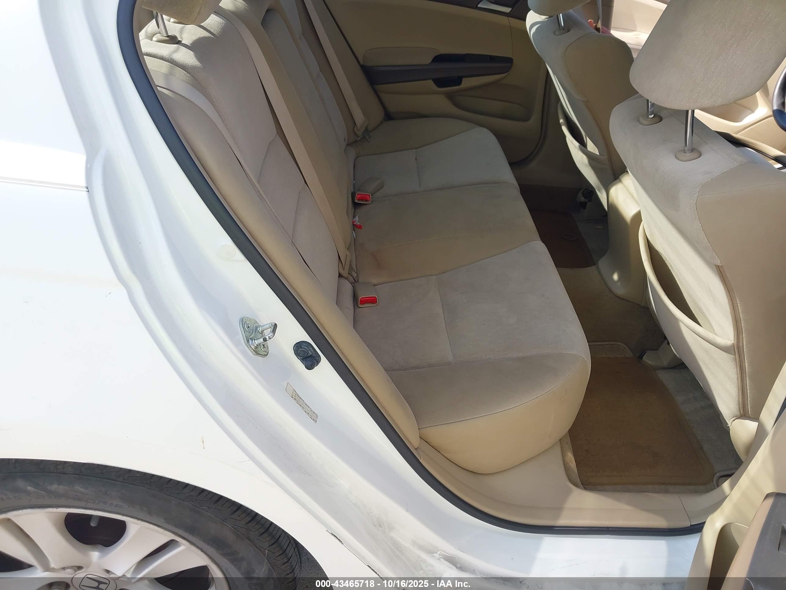 HONDA ACCORD image 8