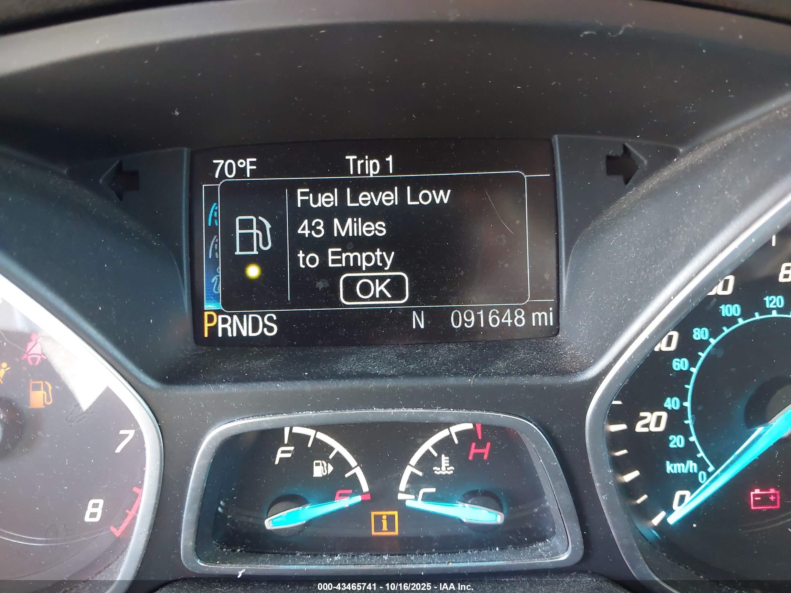 FORD ESCAPE image 7