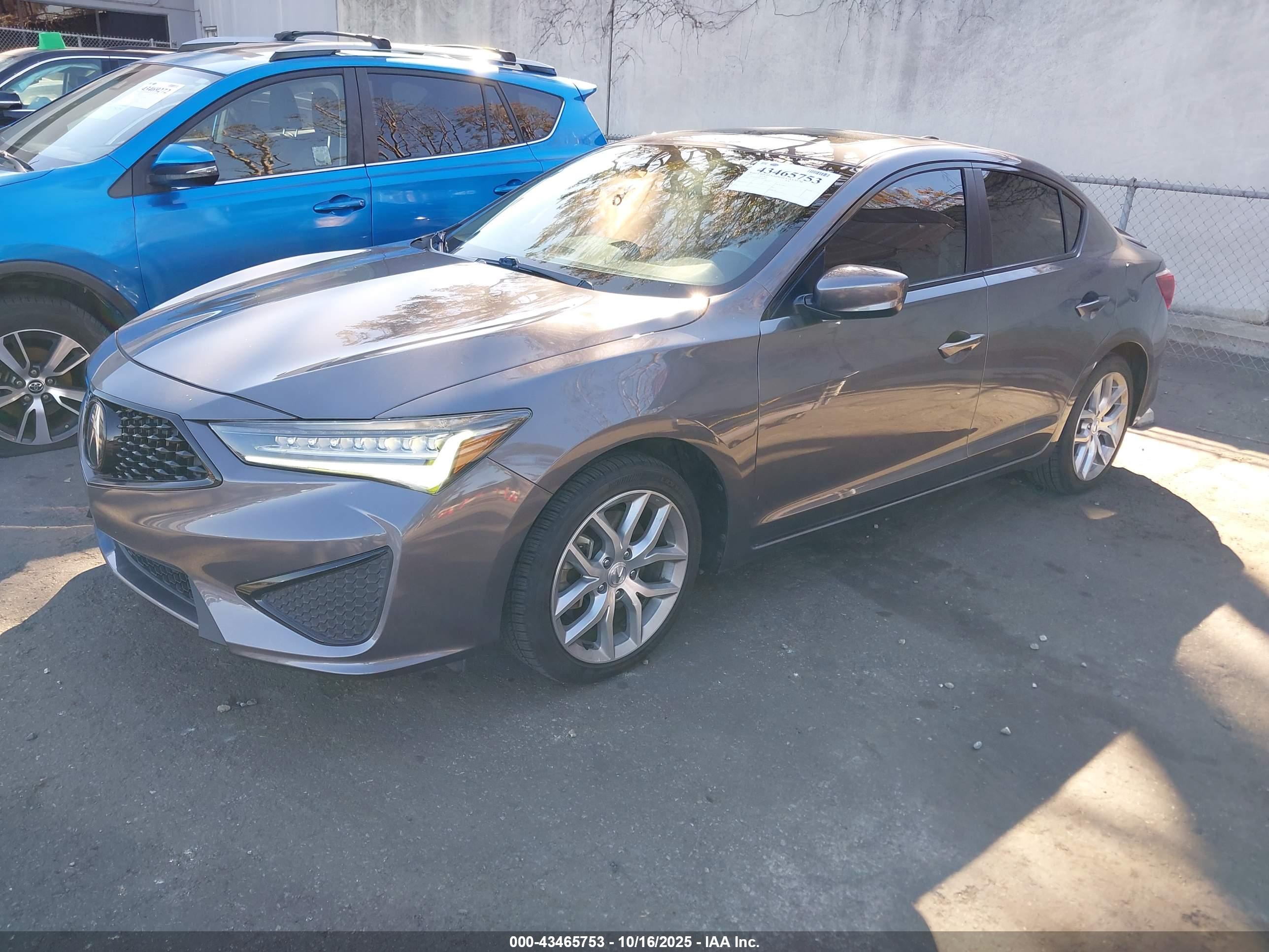ACURA ILX image 2