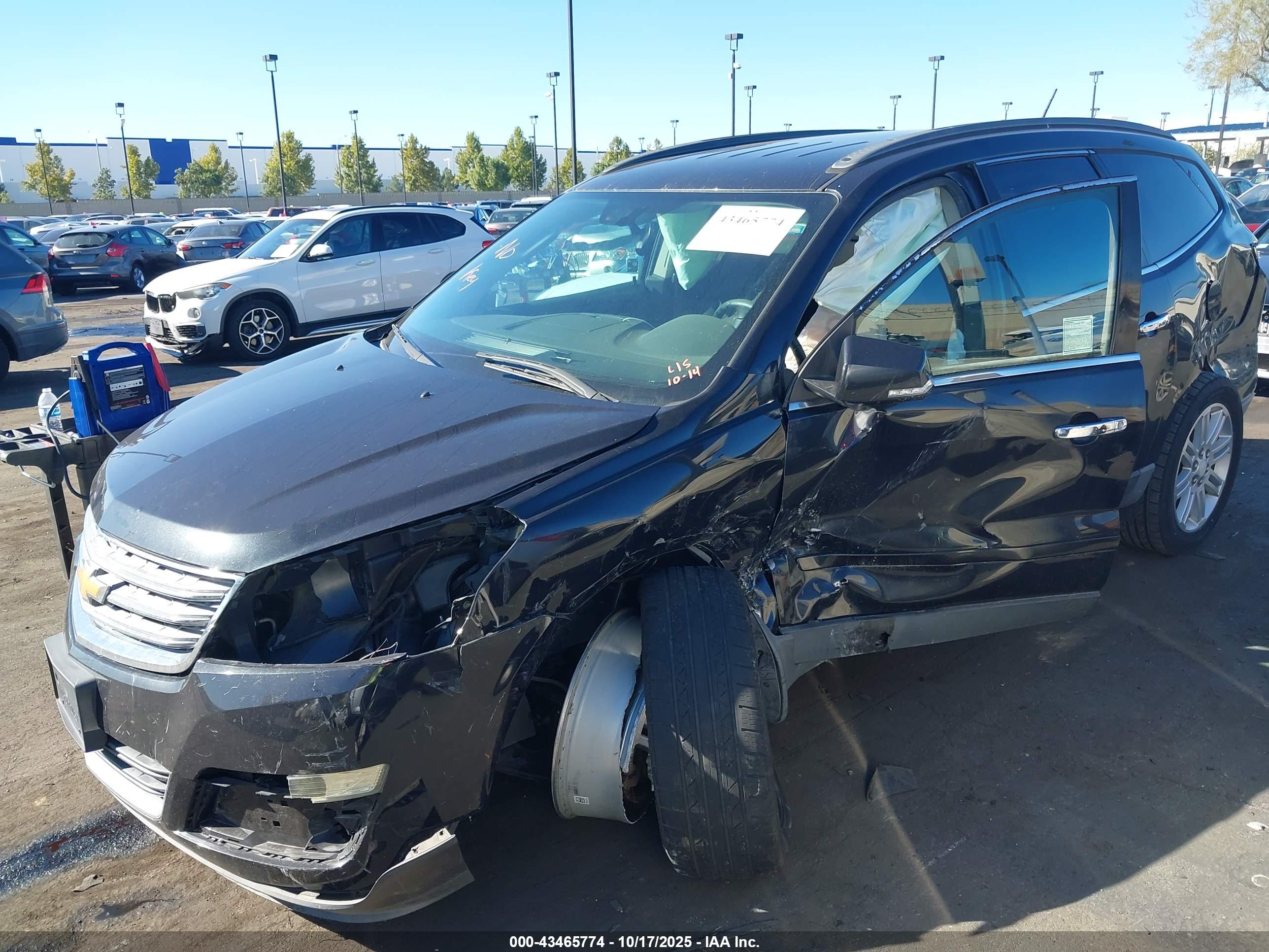CHEVROLET TRAVERSE image 6