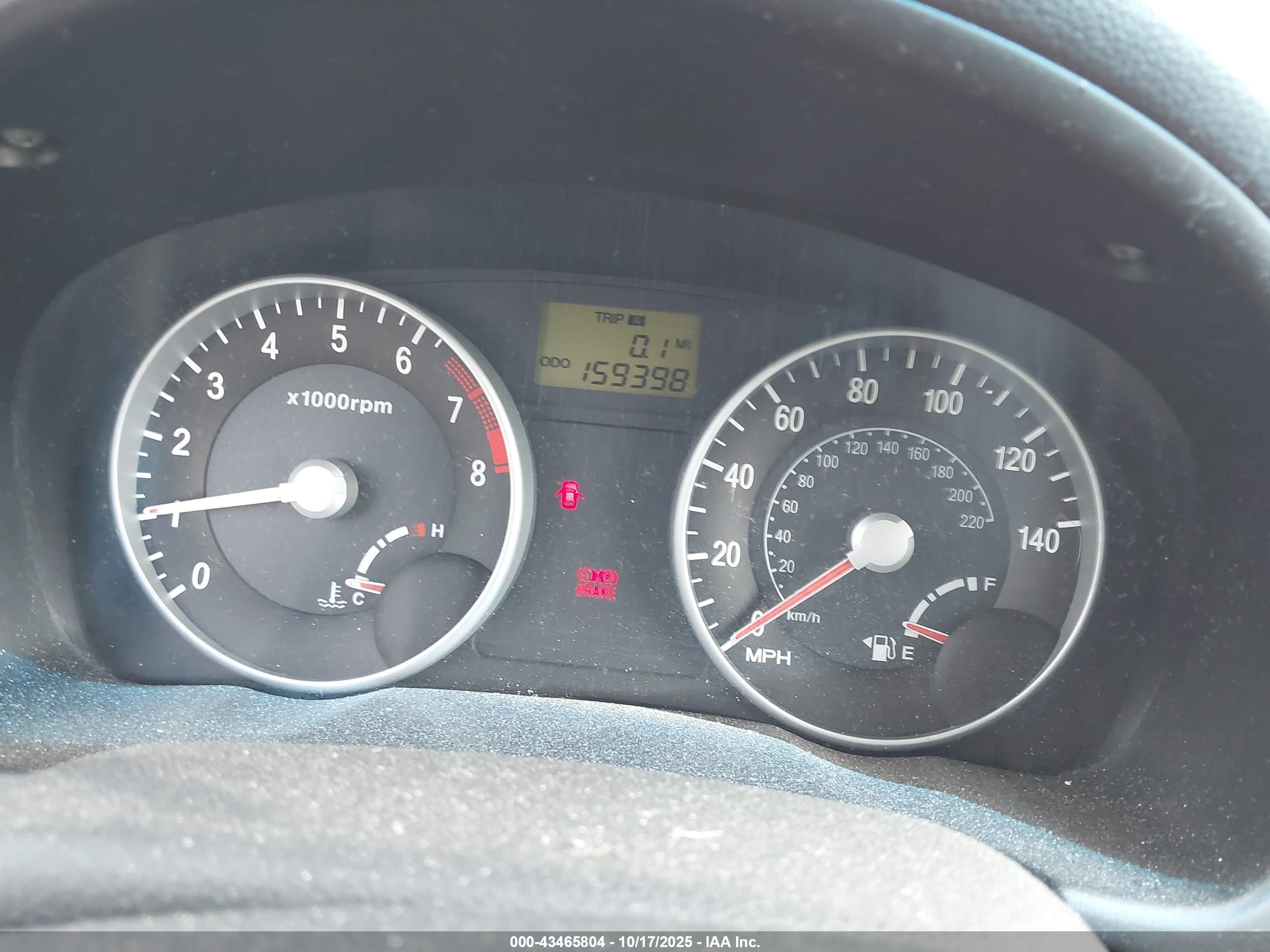 HYUNDAI ACCENT image 7