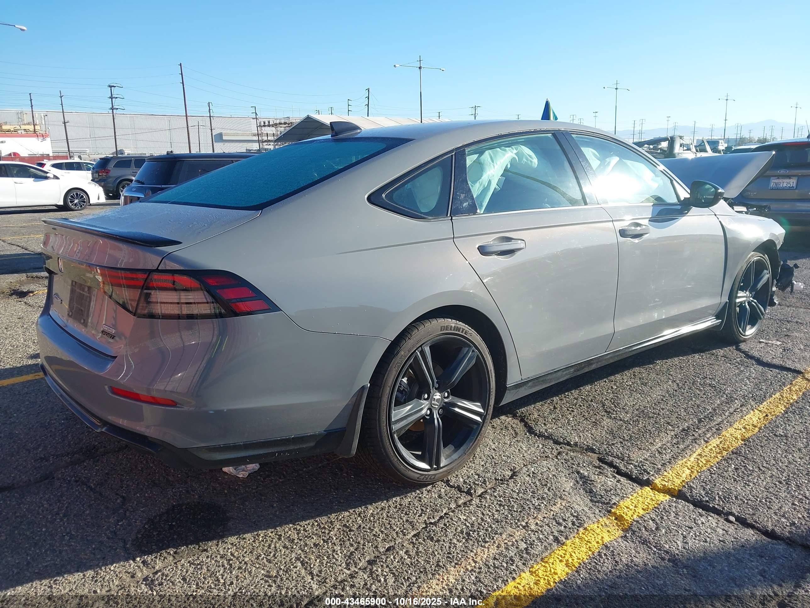 HONDA ACCORD image 4