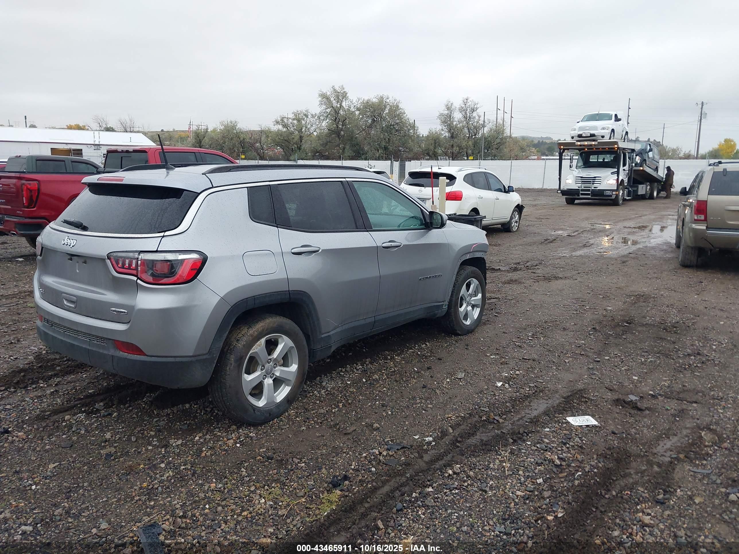 JEEP COMPASS image 4