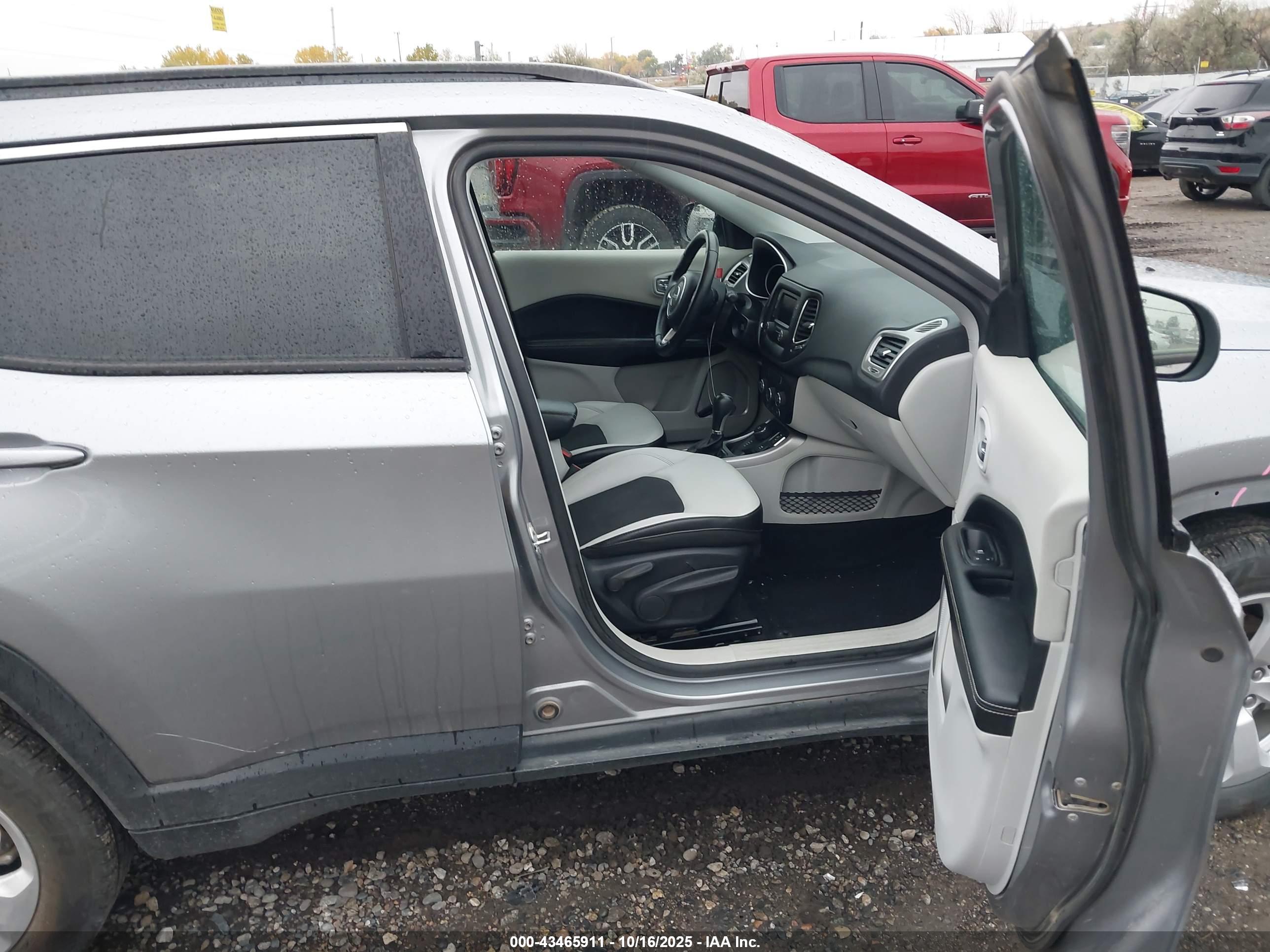 JEEP COMPASS image 5