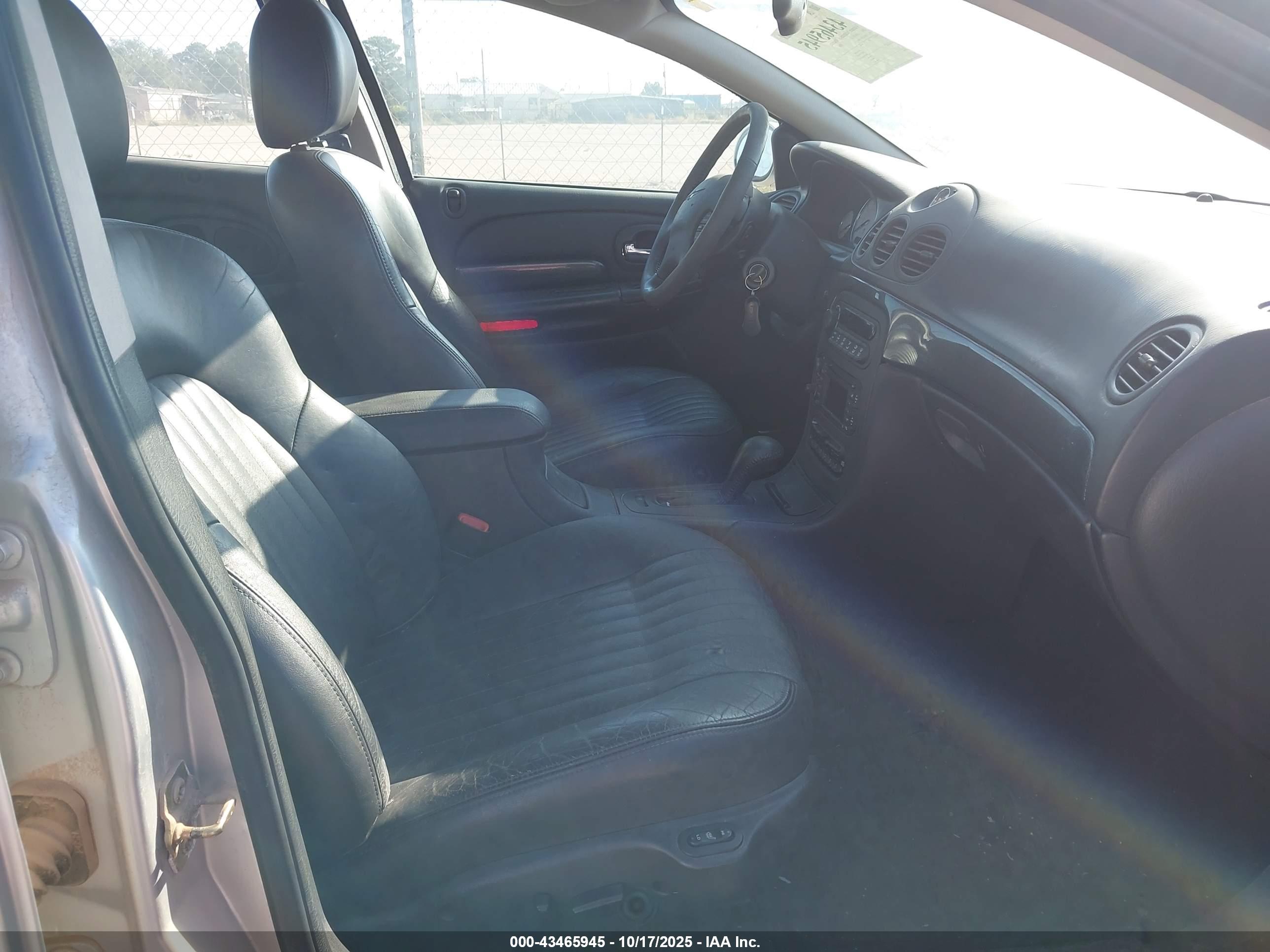CHRYSLER 300M image 5