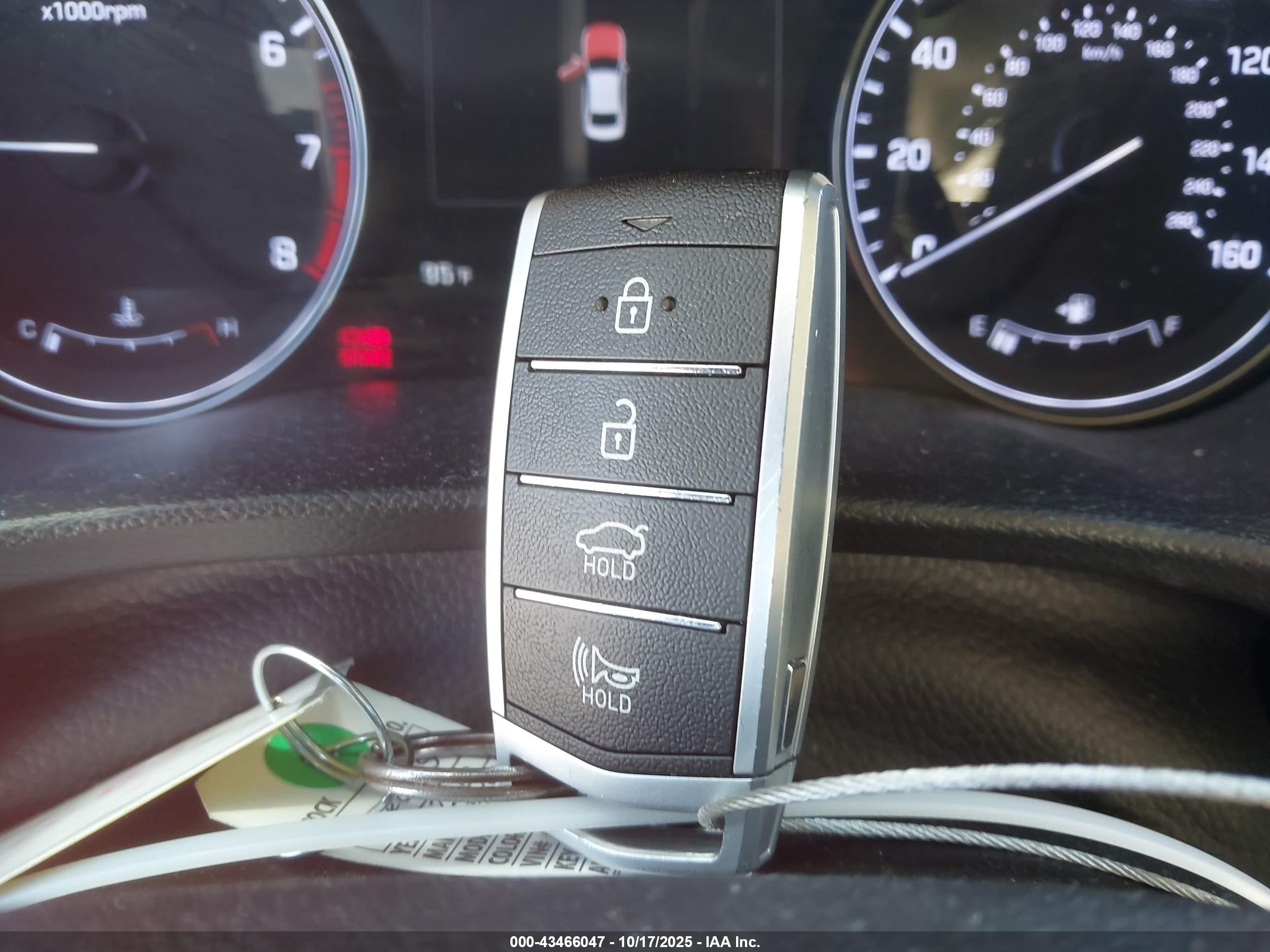 GENESIS G80 image 11