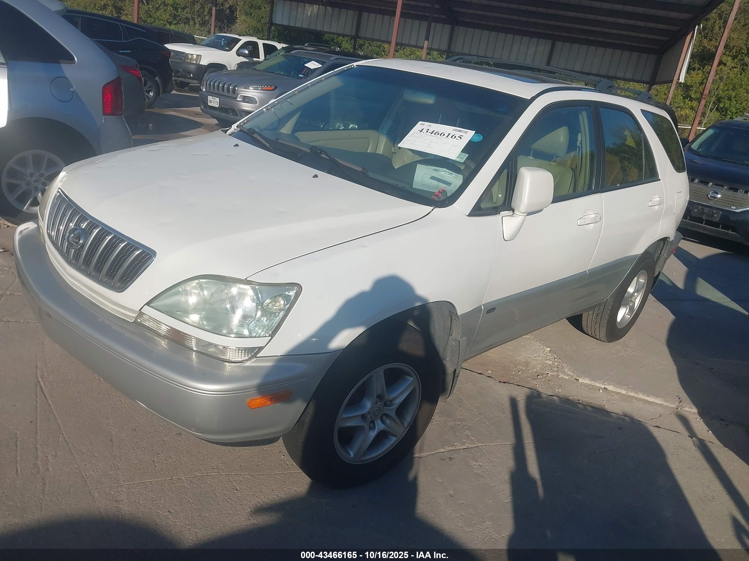 LEXUS RX image 2