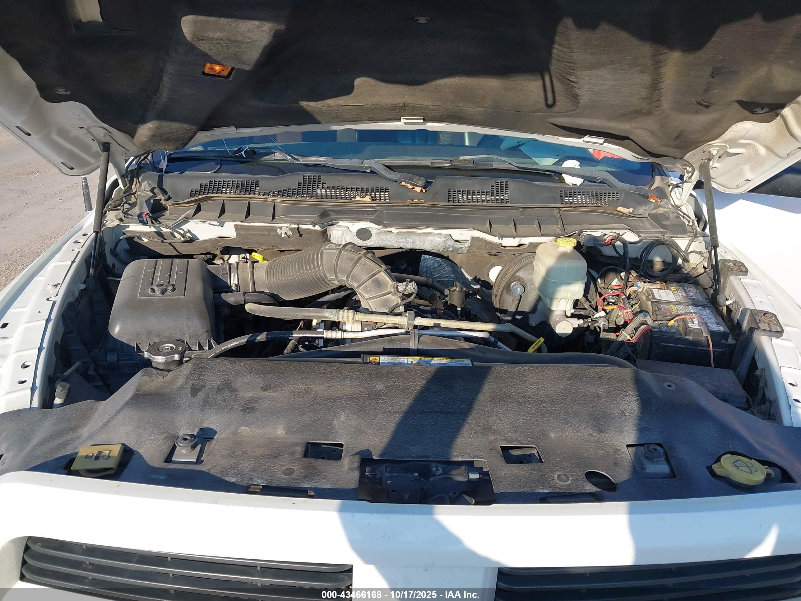 RAM 2500 image 10