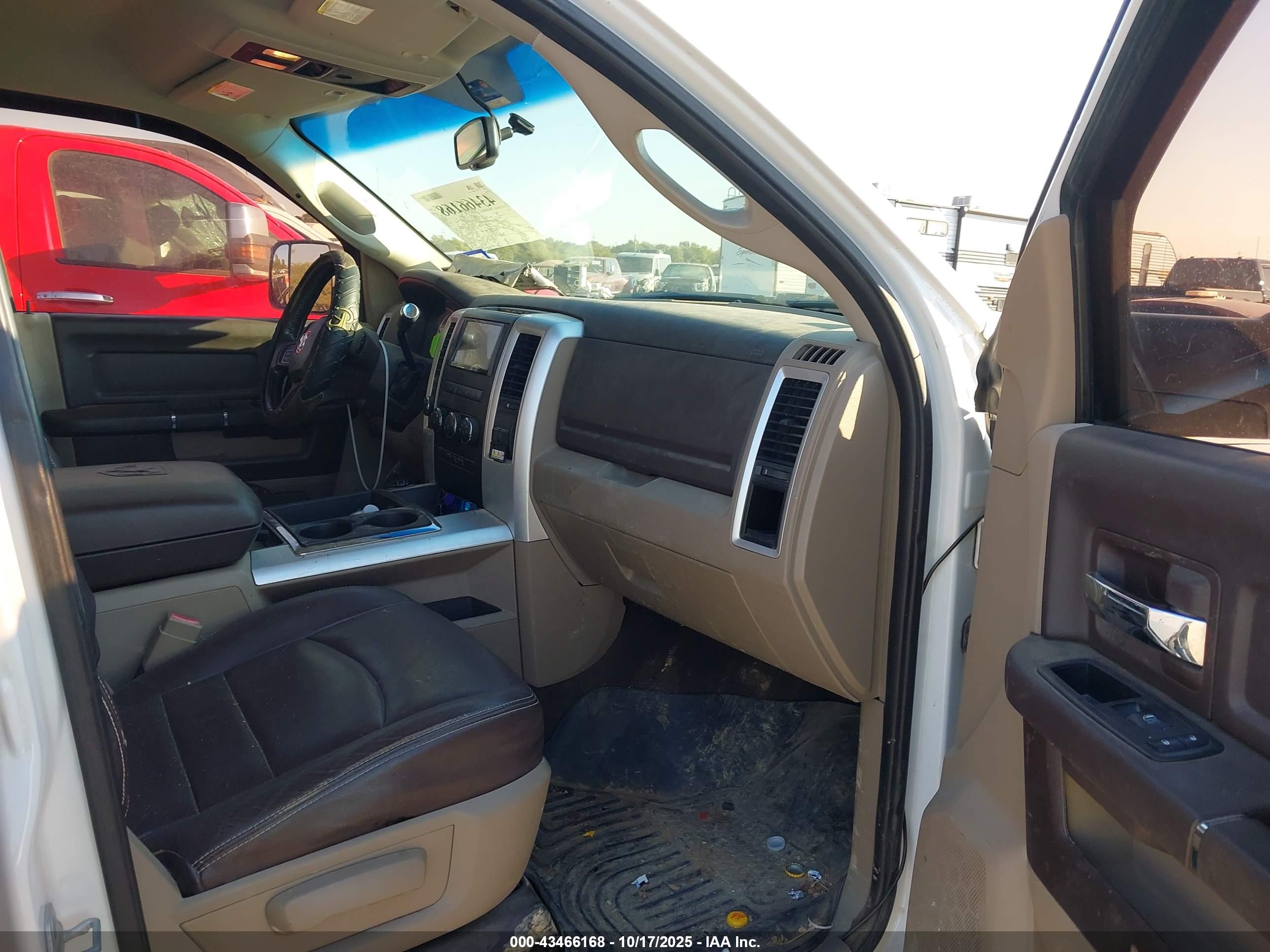 RAM 2500 image 5