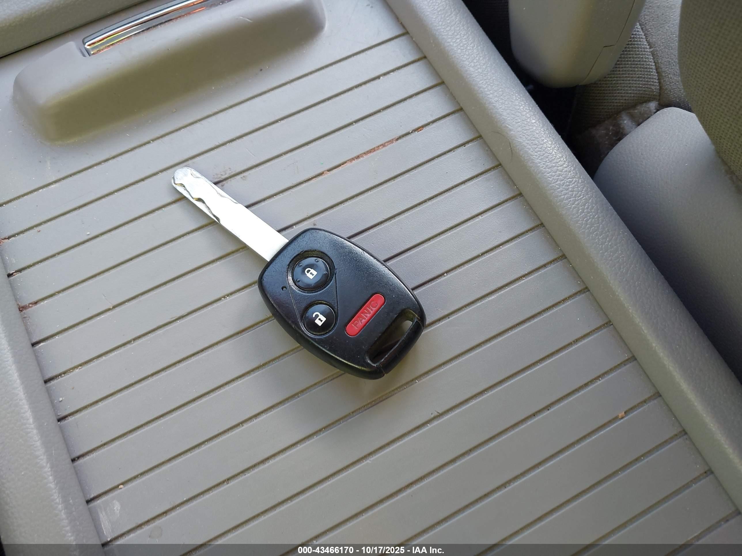 HONDA CR-V image 11