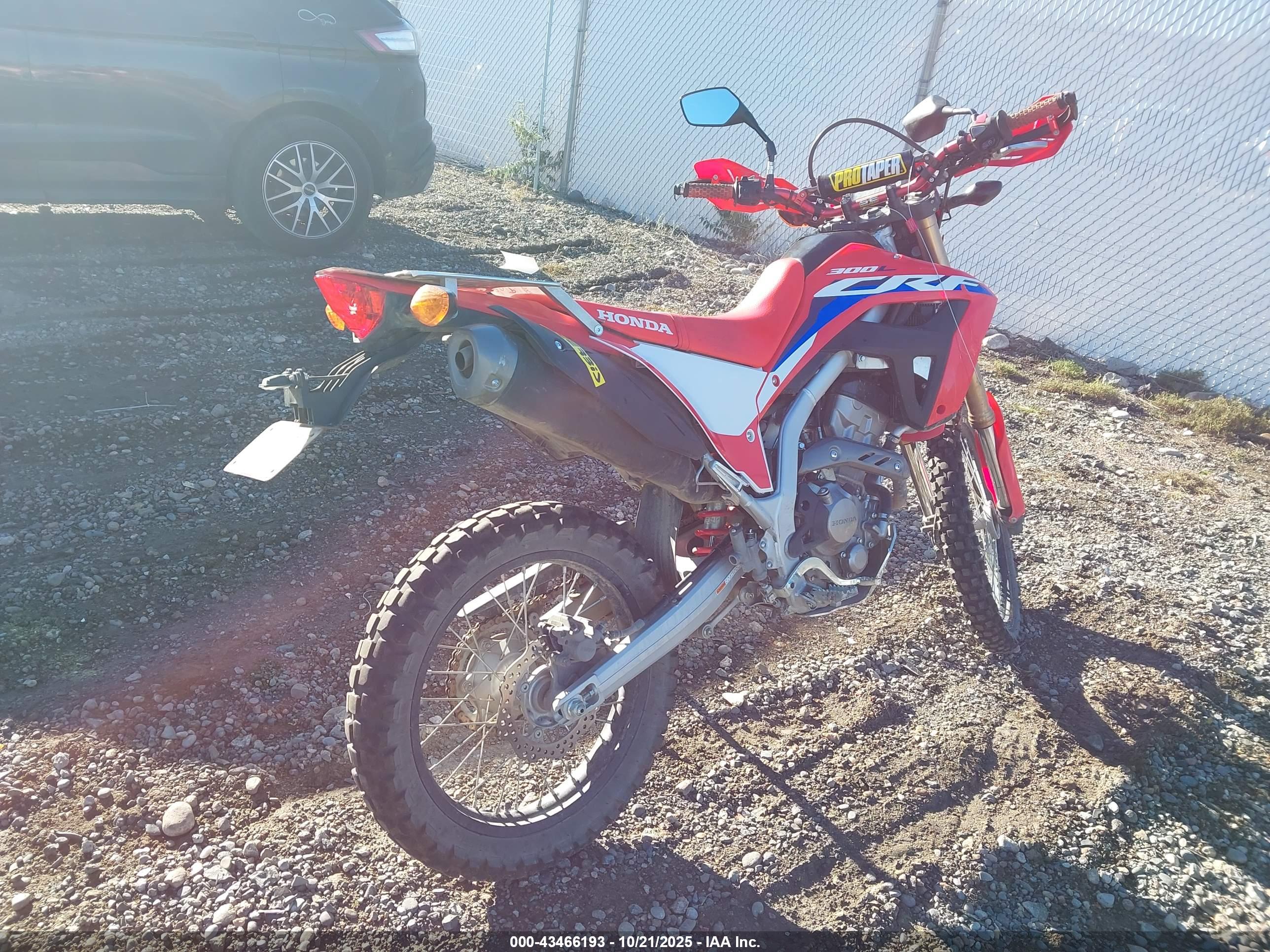 HONDA CRF300 image 4