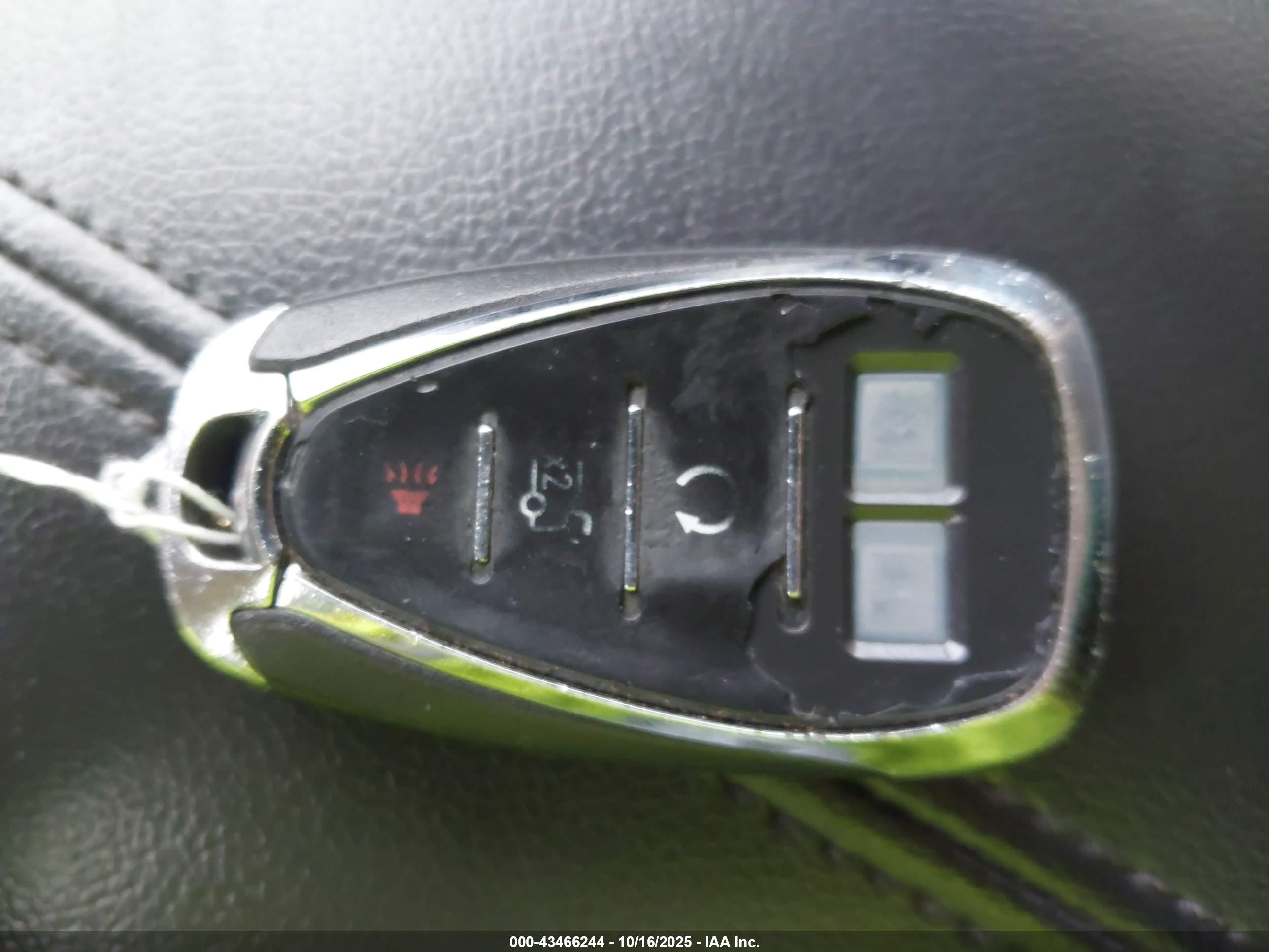 CHEVROLET MALIBU image 11