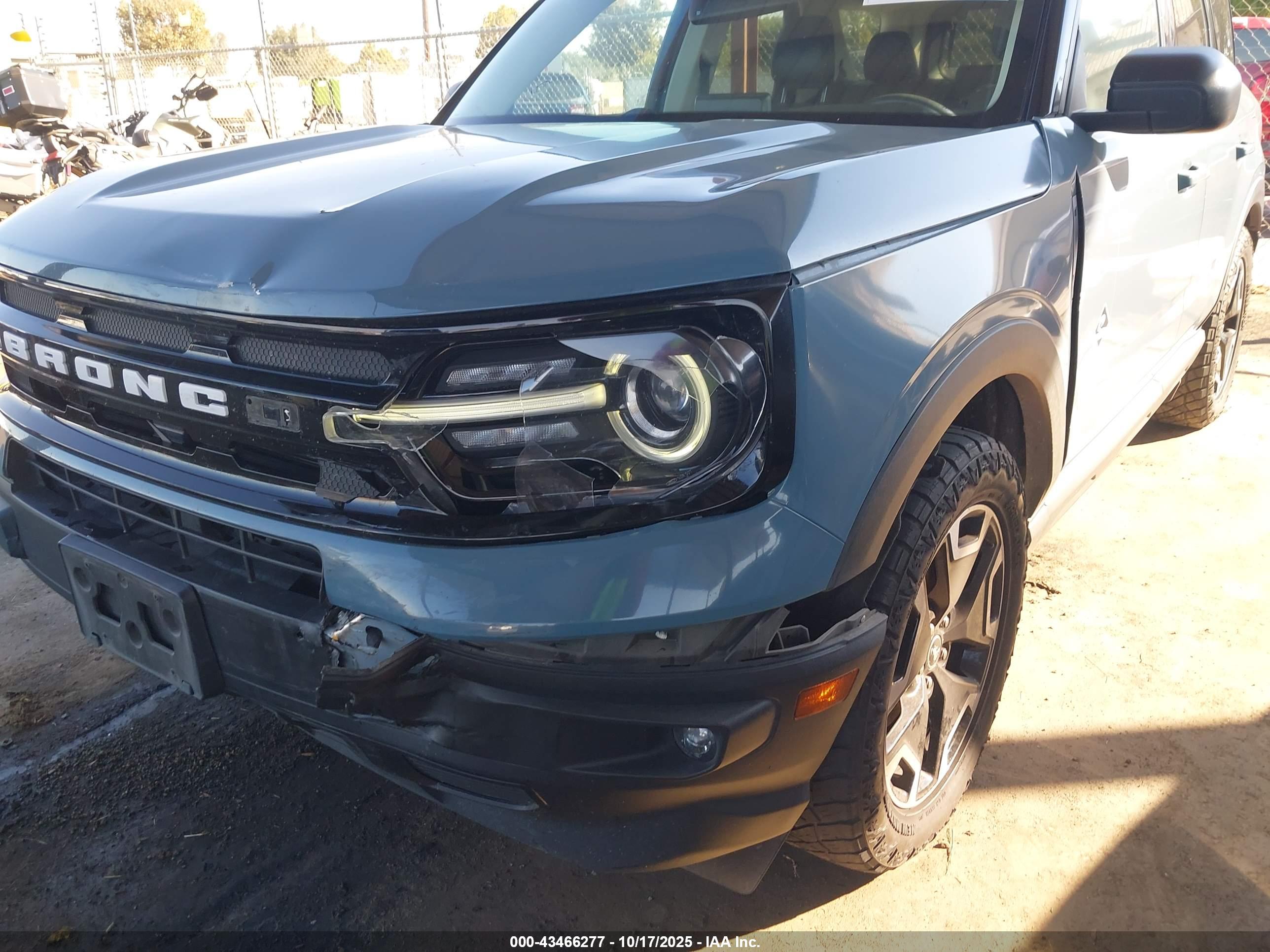 FORD BRONCO image 6