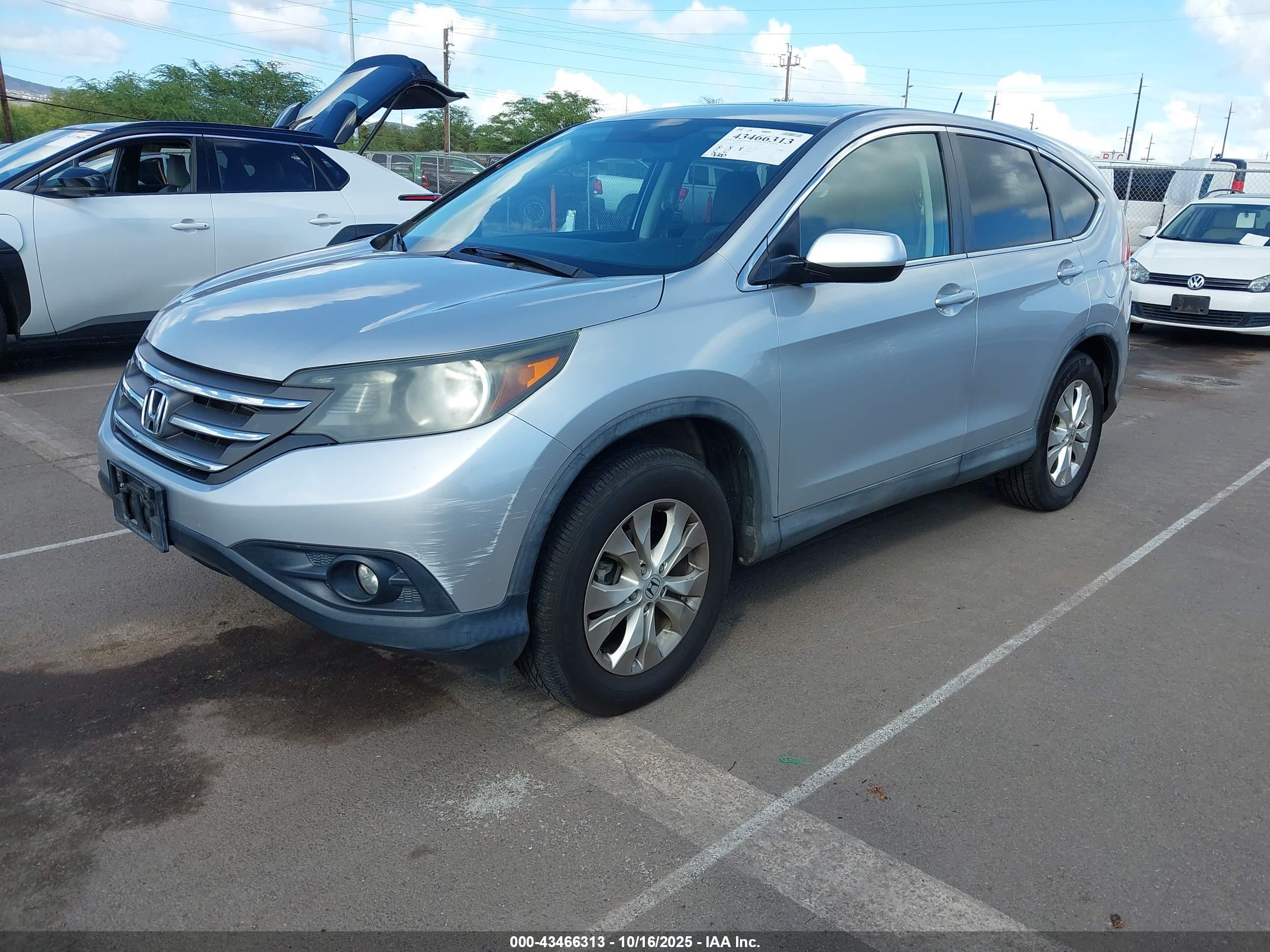 HONDA CR-V image 2