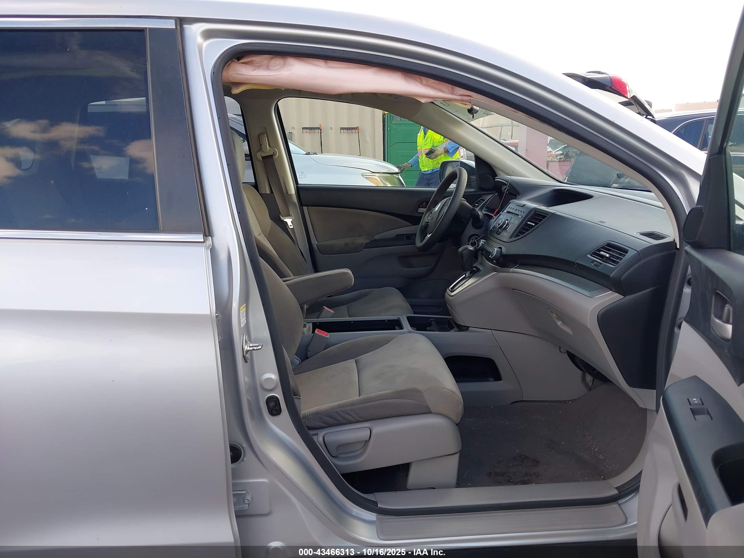 HONDA CR-V image 5