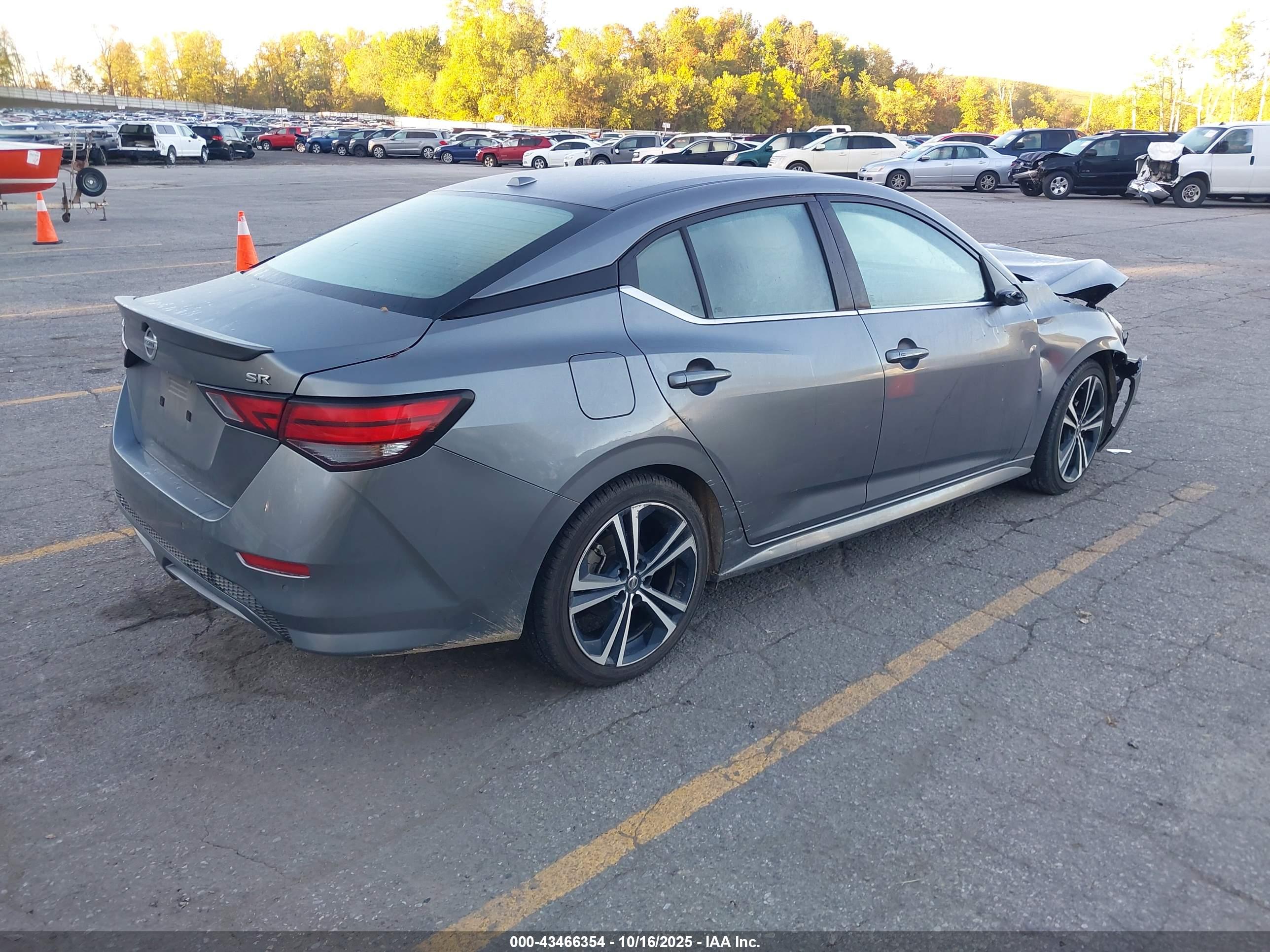 NISSAN SENTRA image 4
