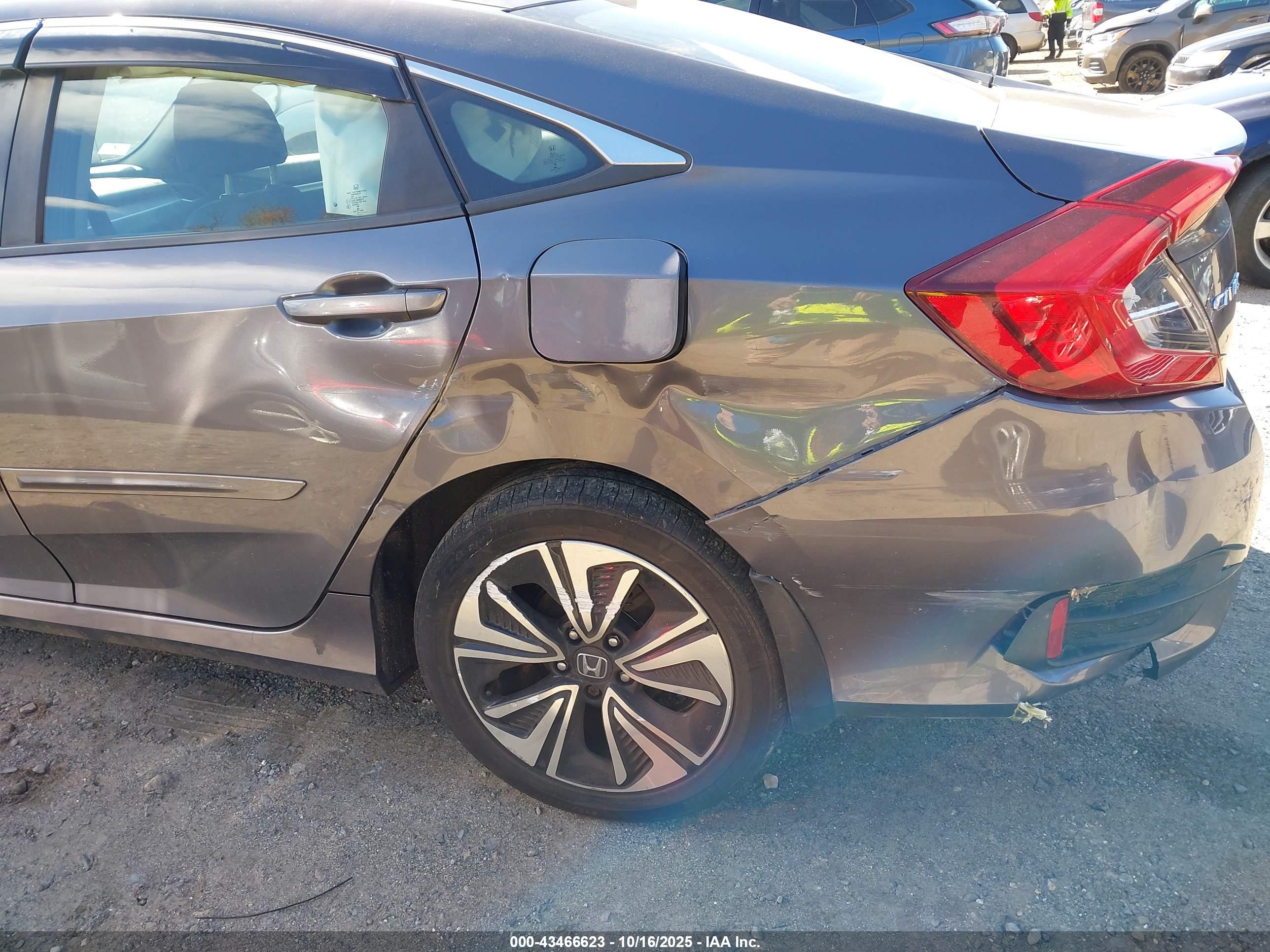 HONDA CIVIC image 6
