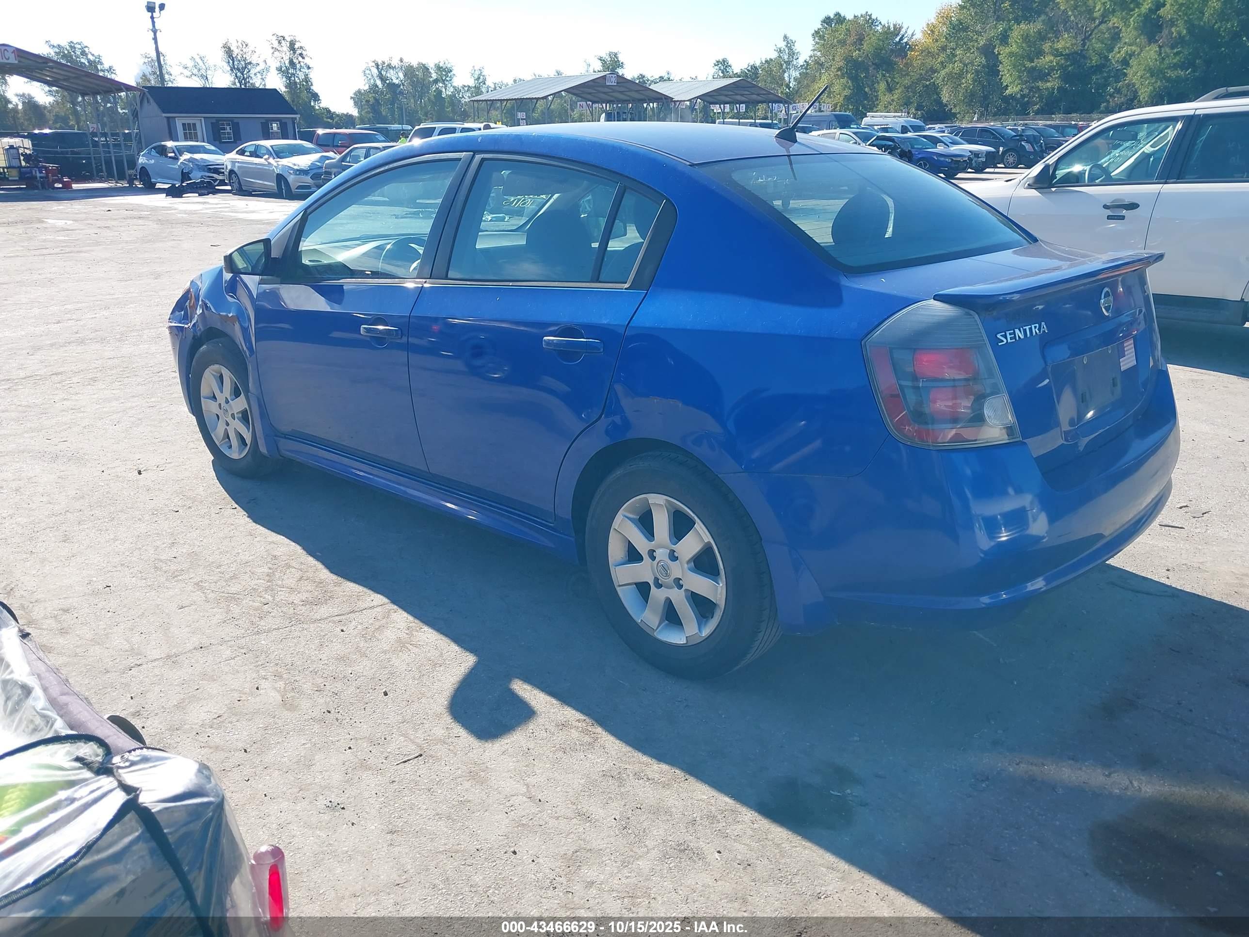 NISSAN SENTRA image 3