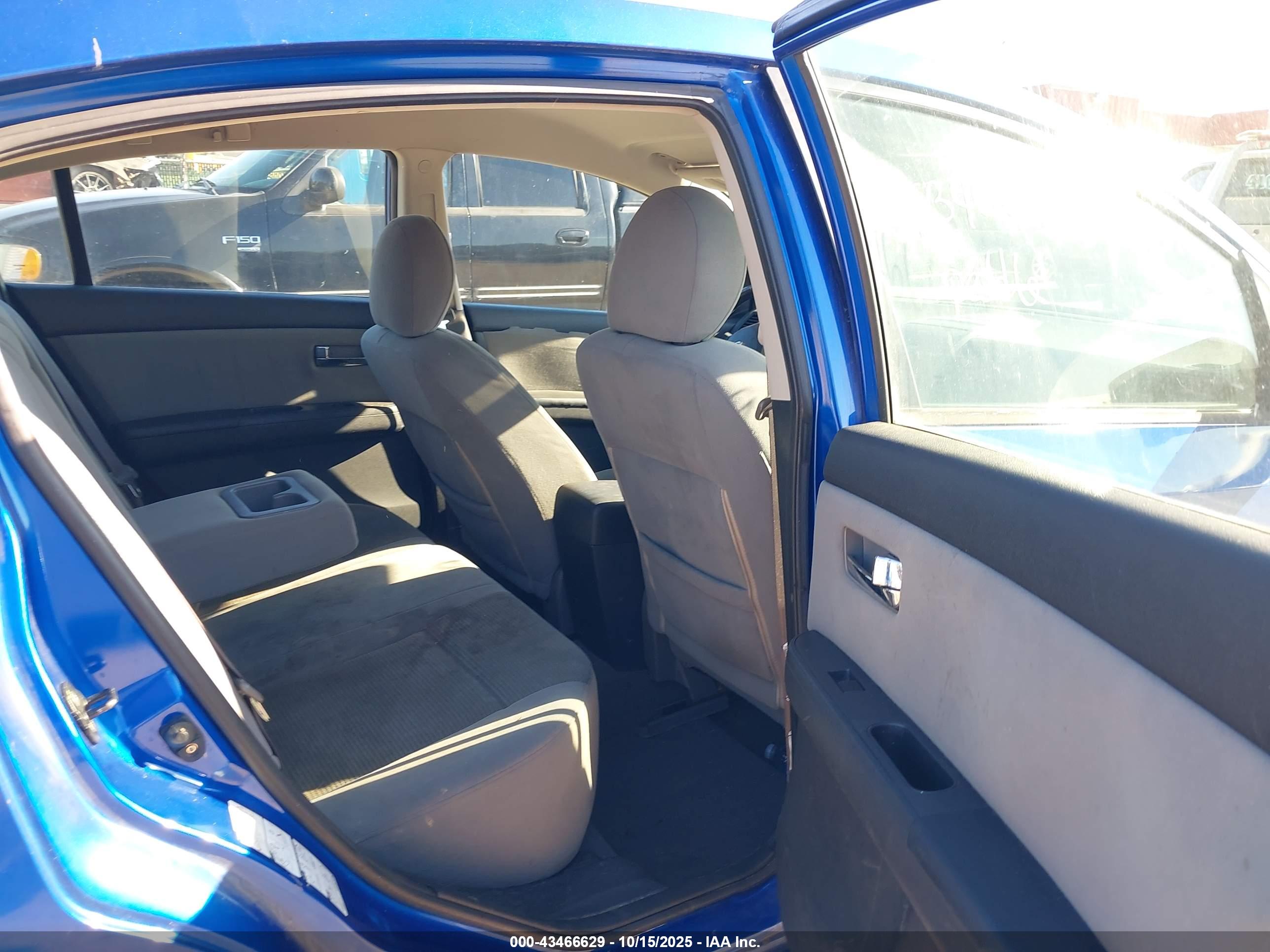 NISSAN SENTRA image 8