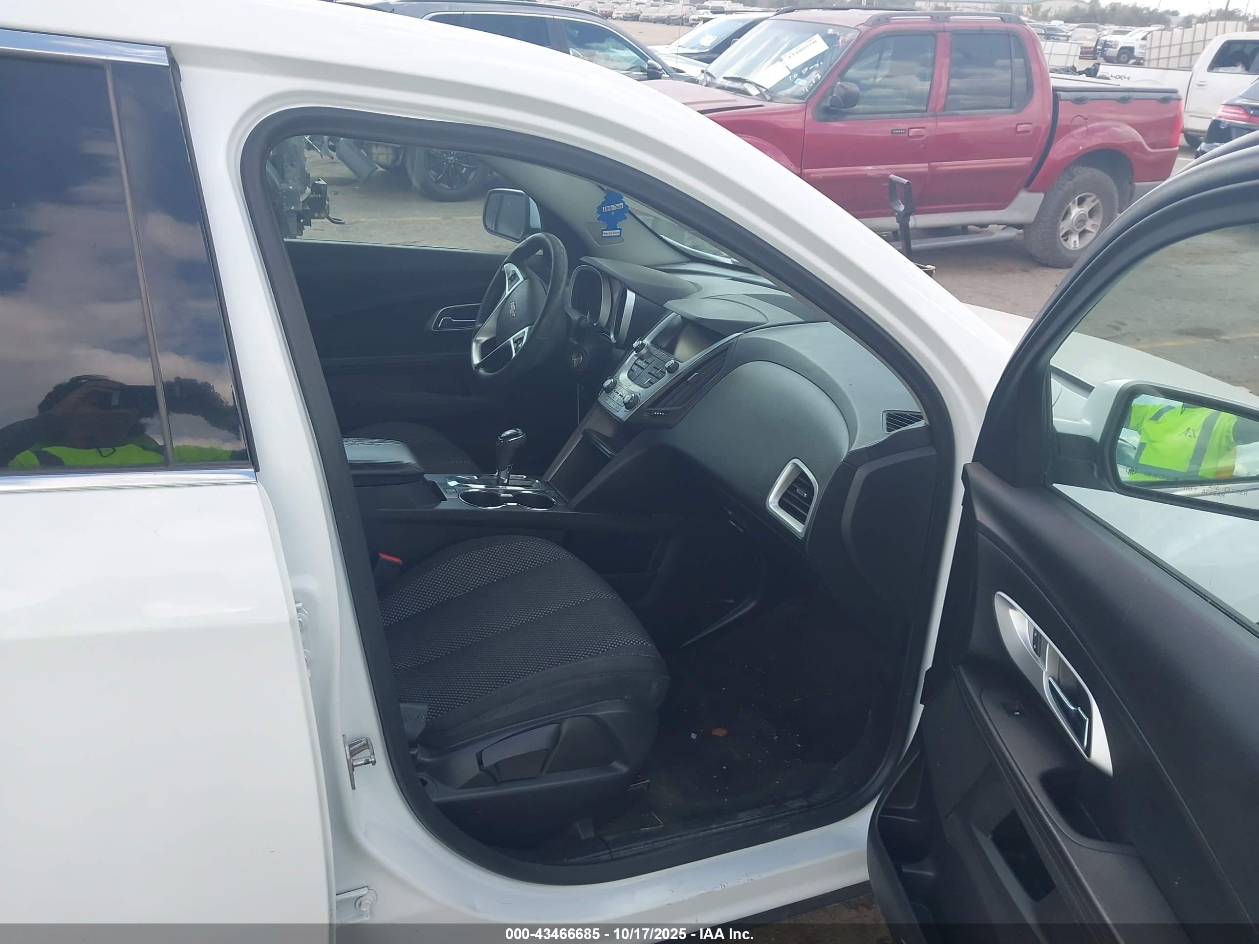 CHEVROLET EQUINOX image 5