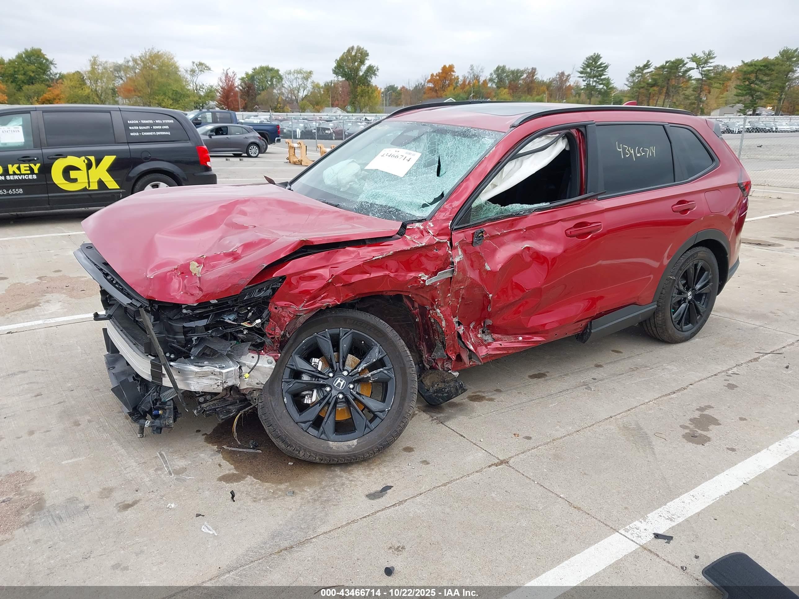 HONDA CR-V image 2
