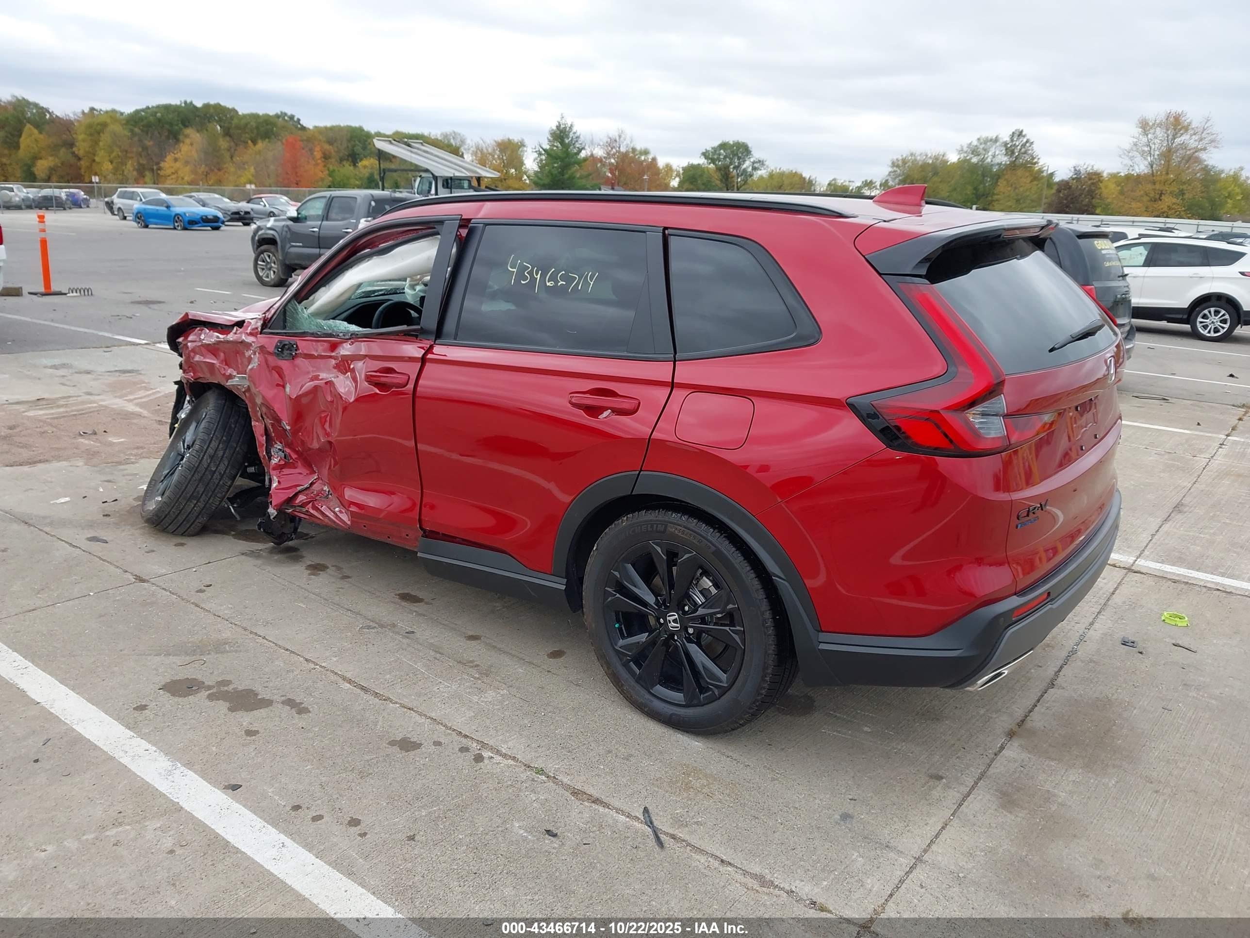 HONDA CR-V image 3