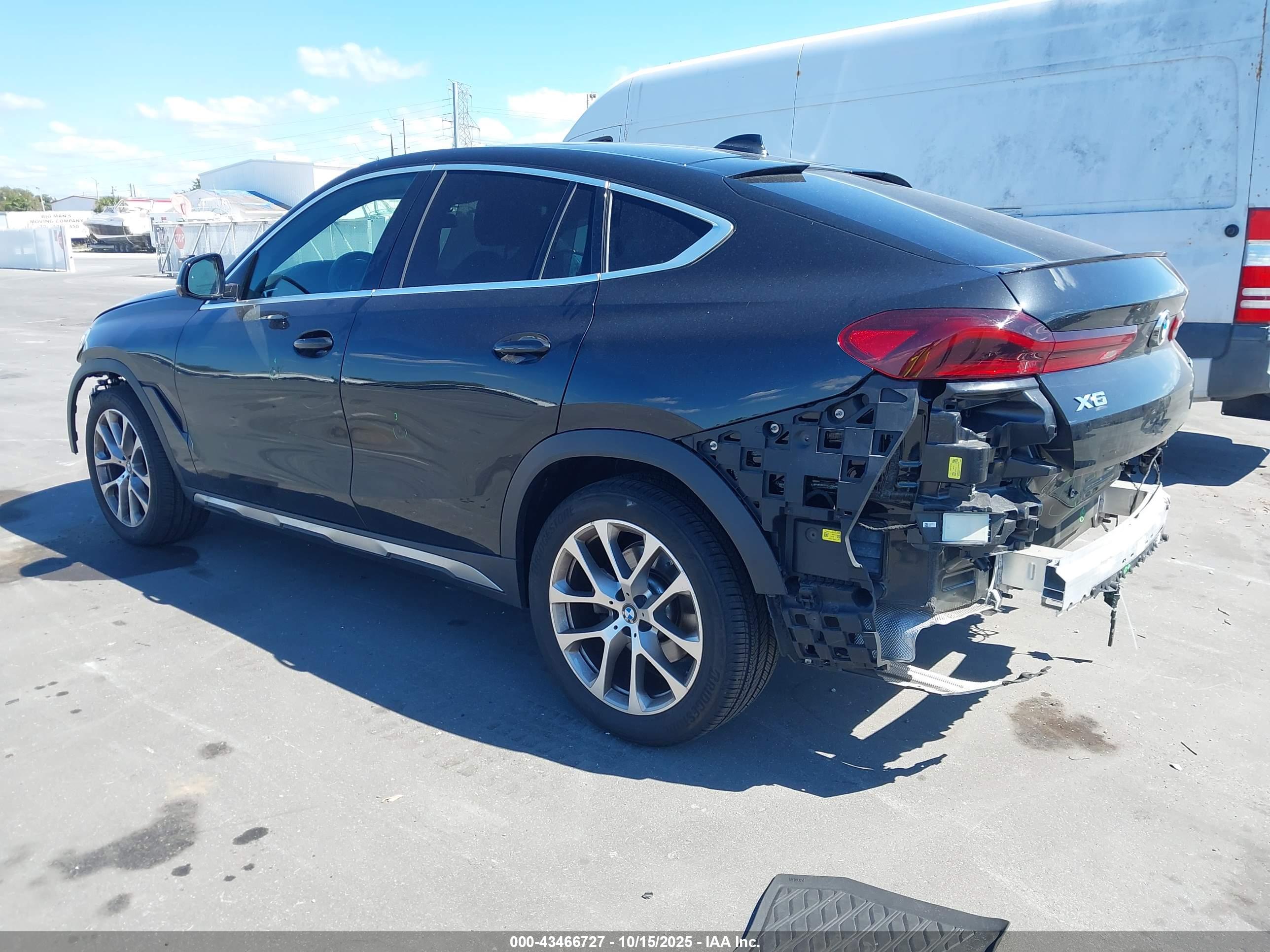 BMW X6 image 3