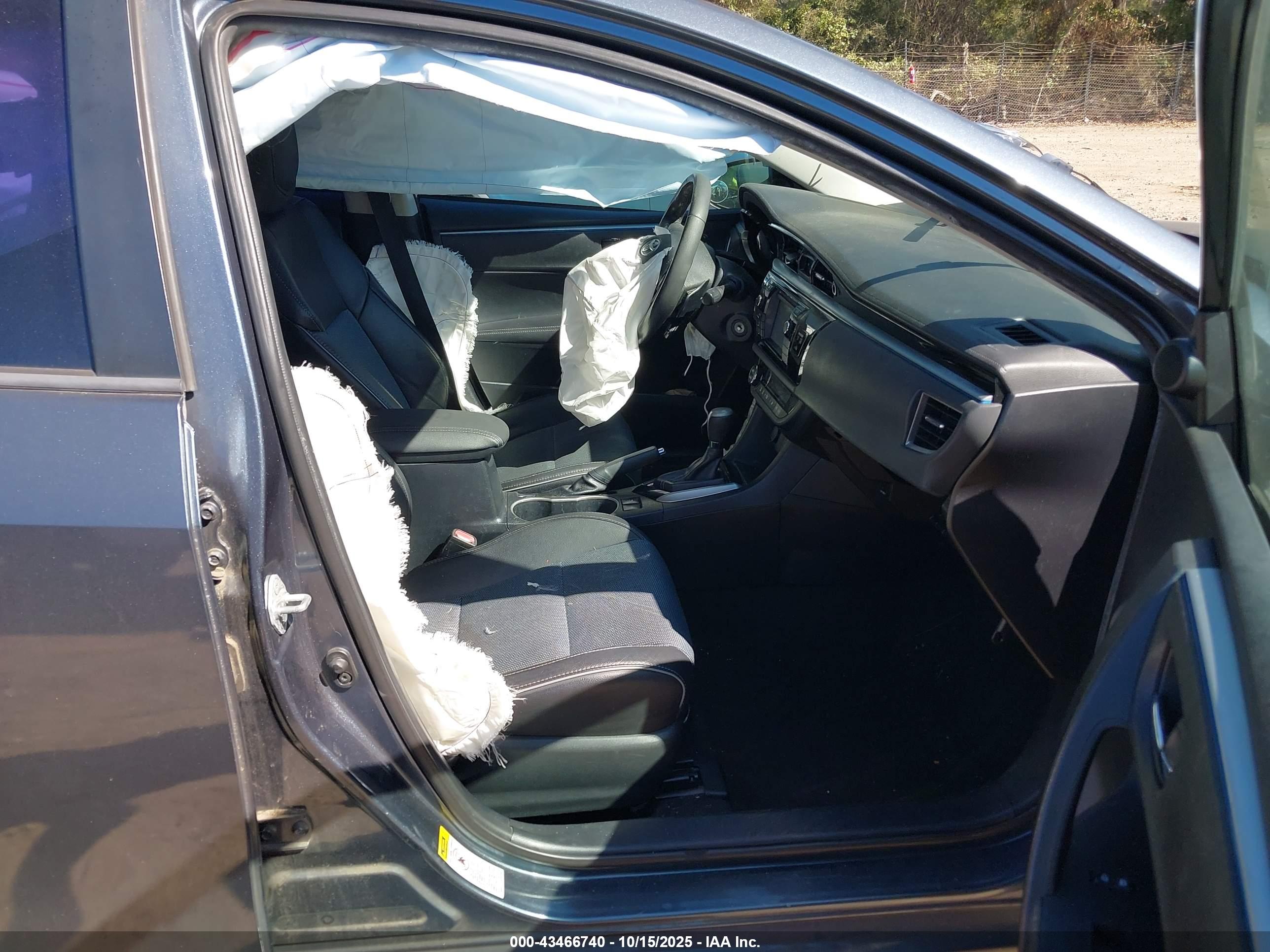 TOYOTA COROLLA image 5