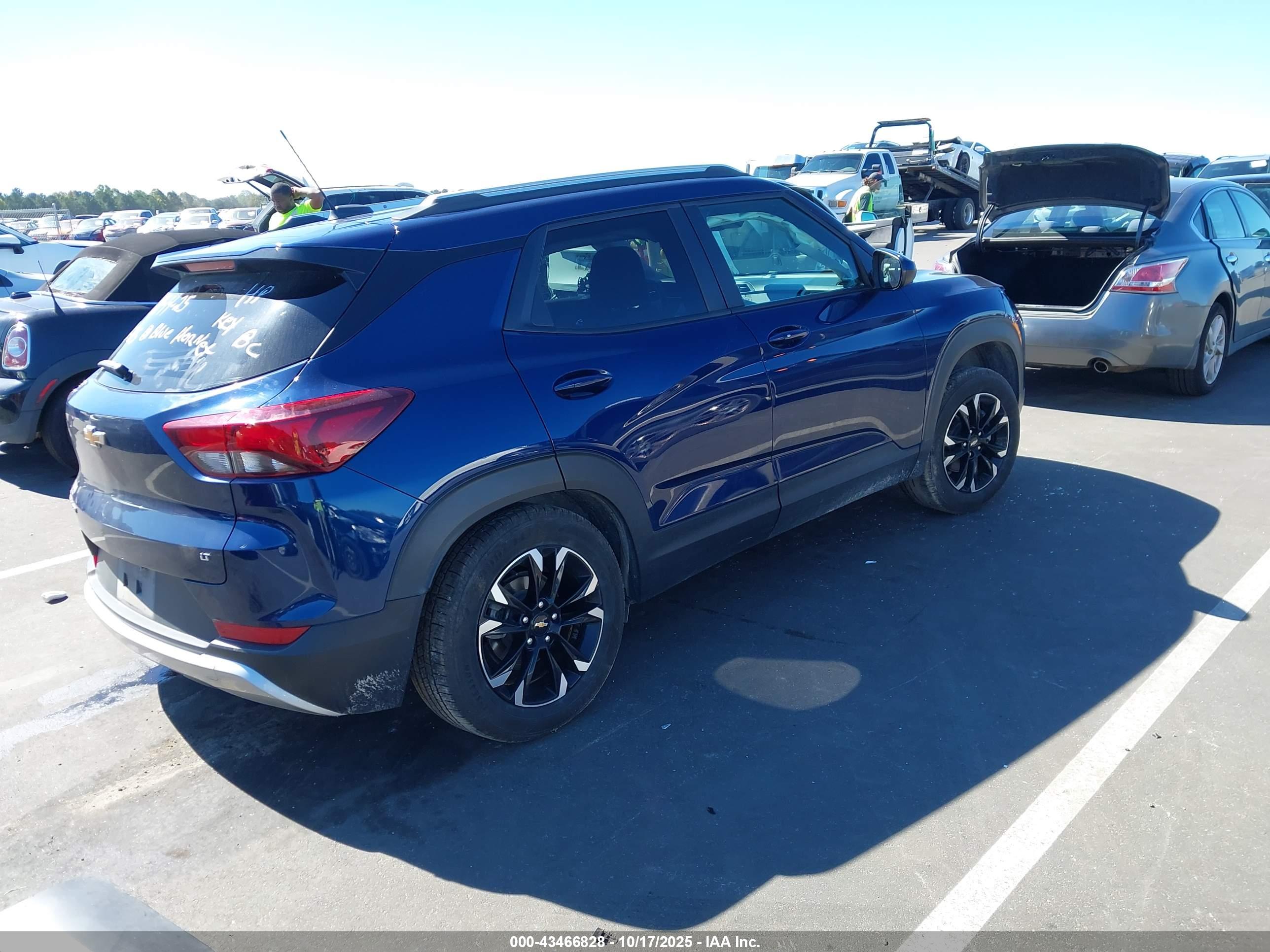 CHEVROLET TRAILBLAZER image 4