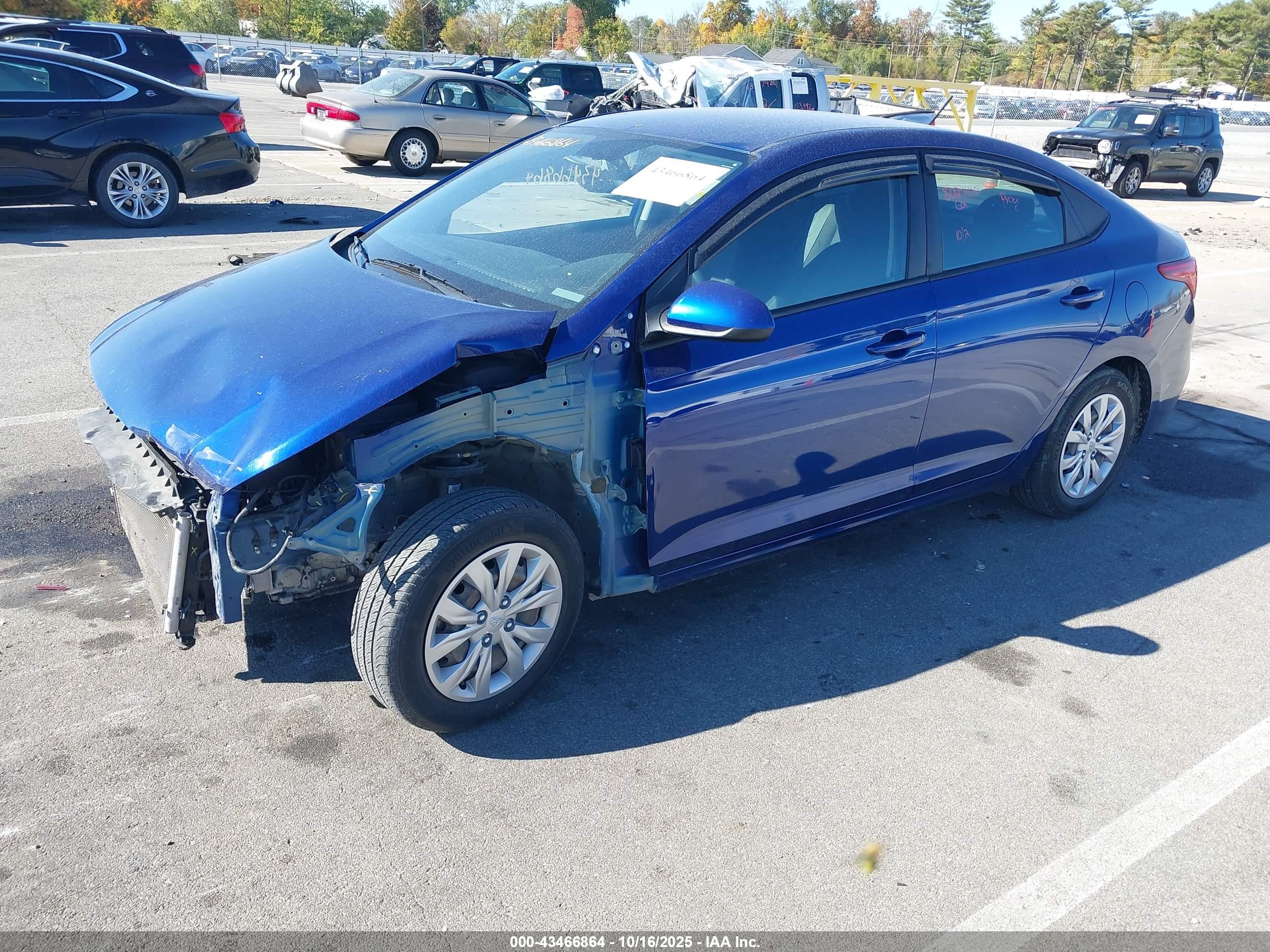 HYUNDAI ACCENT image 2