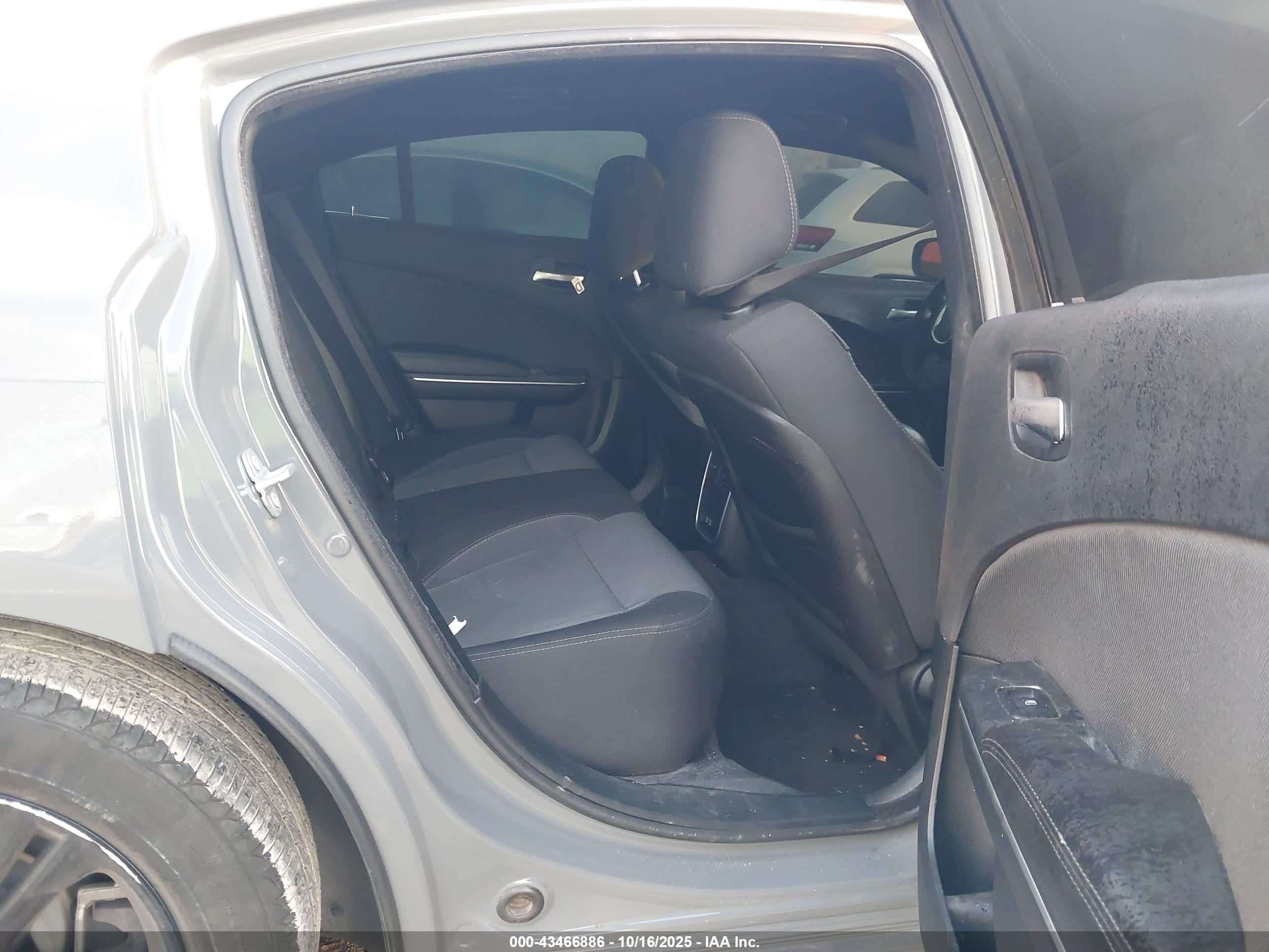 DODGE CHARGER image 8