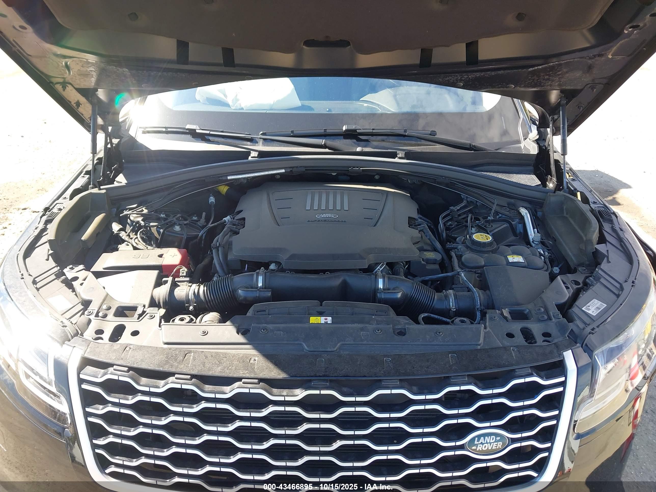 LAND ROVER image 10