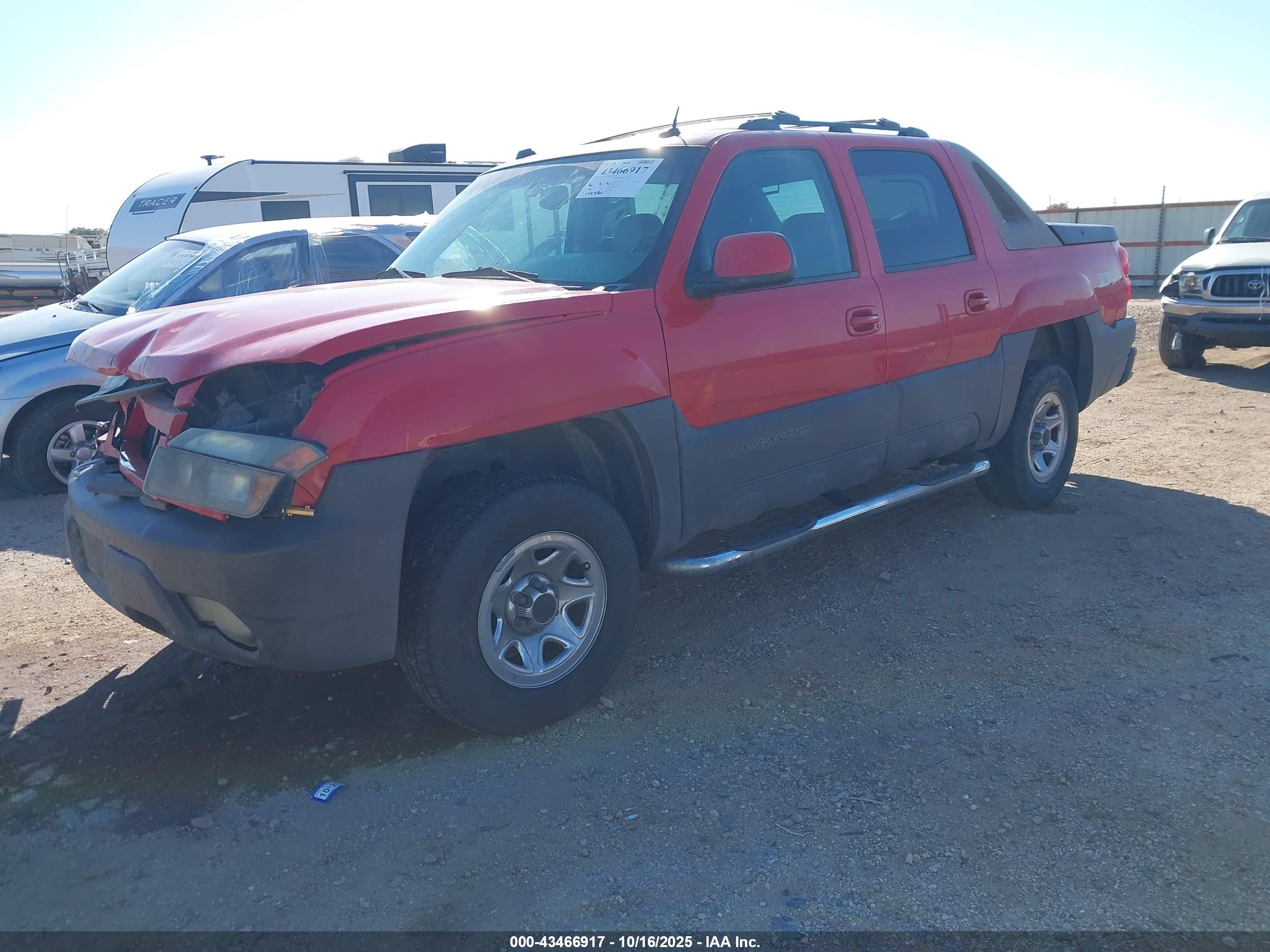 CHEVROLET AVALANCHE image 2