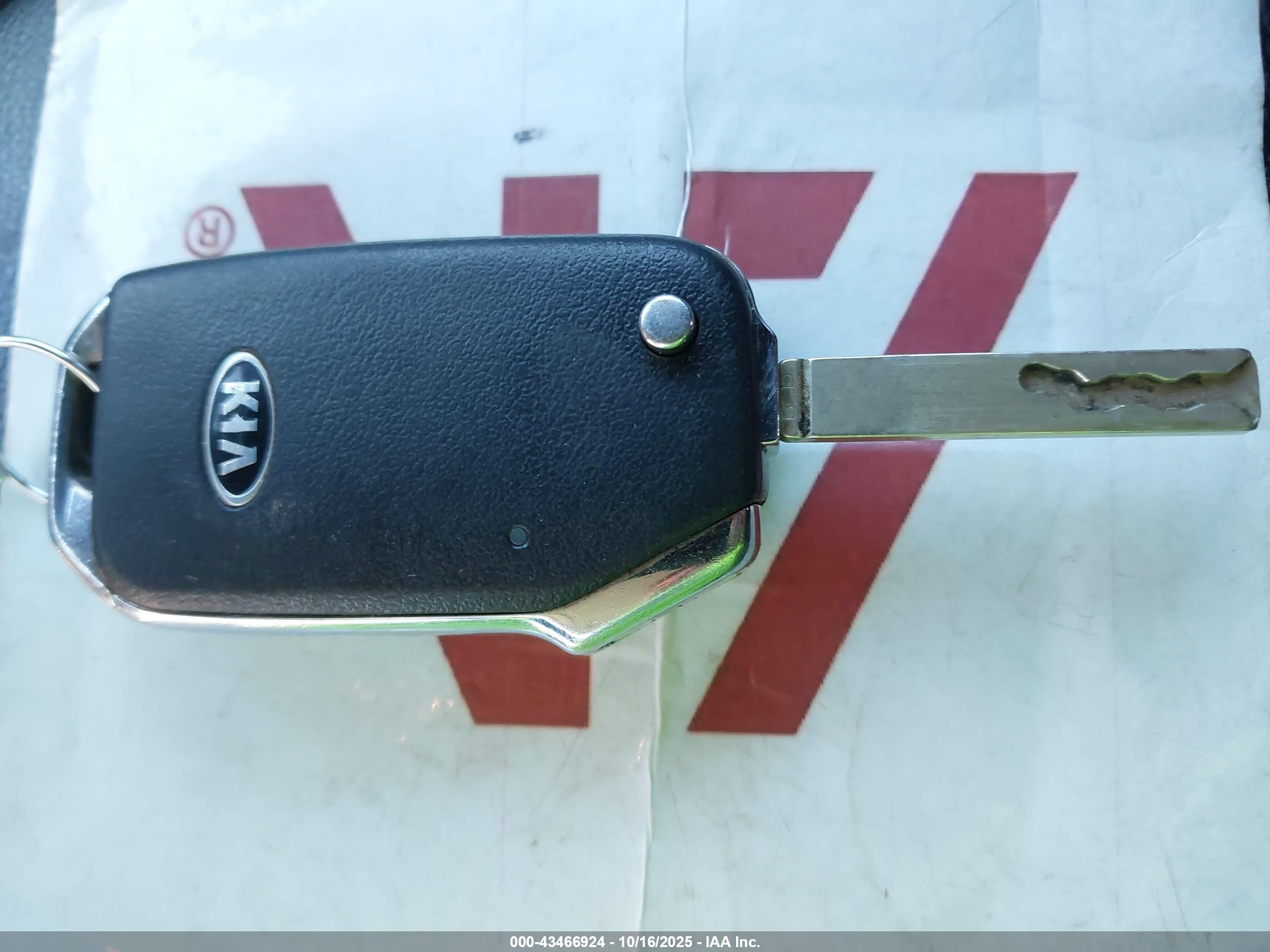 KIA SOUL image 11