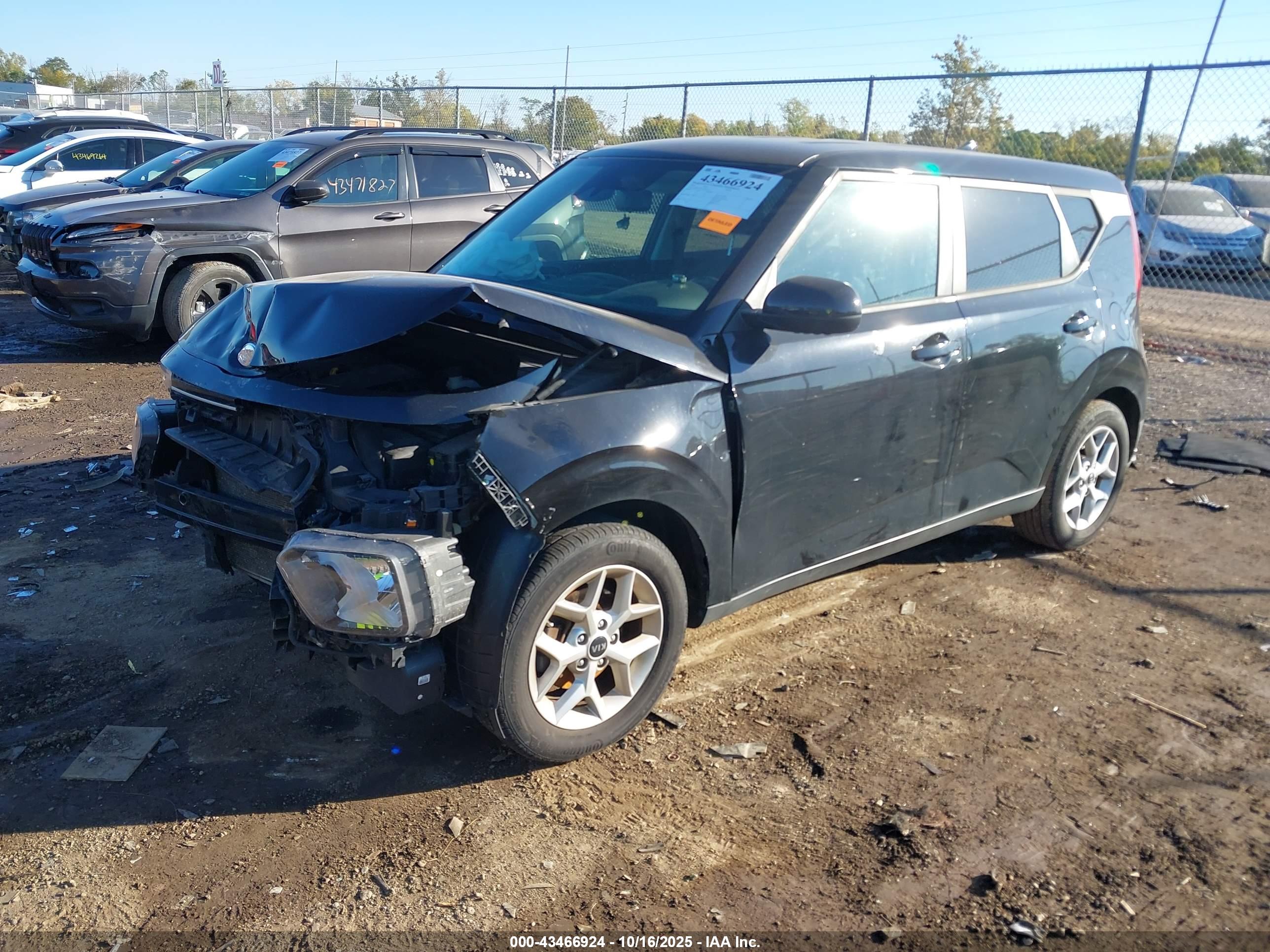 KIA SOUL image 2