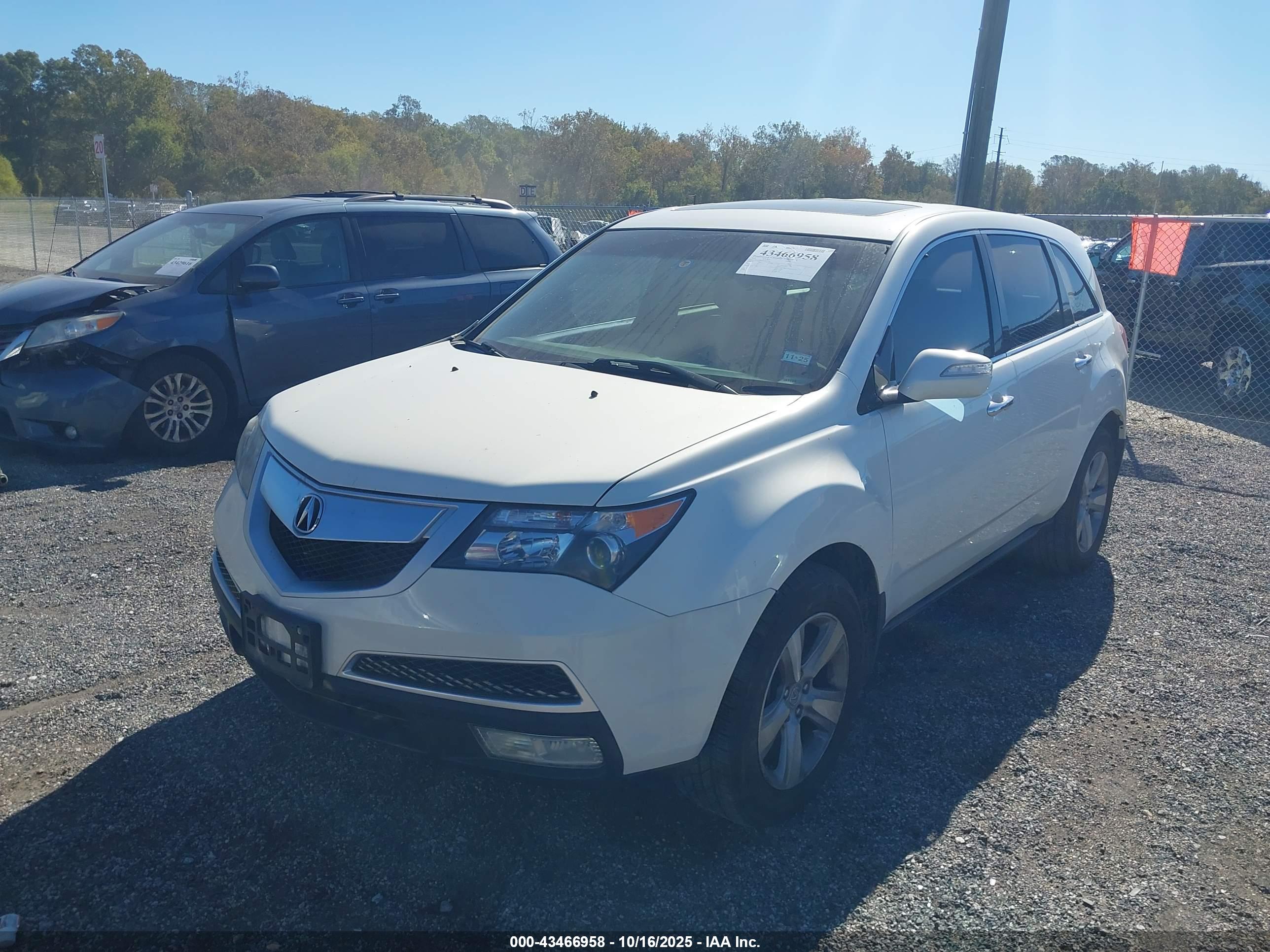 ACURA MDX image 2