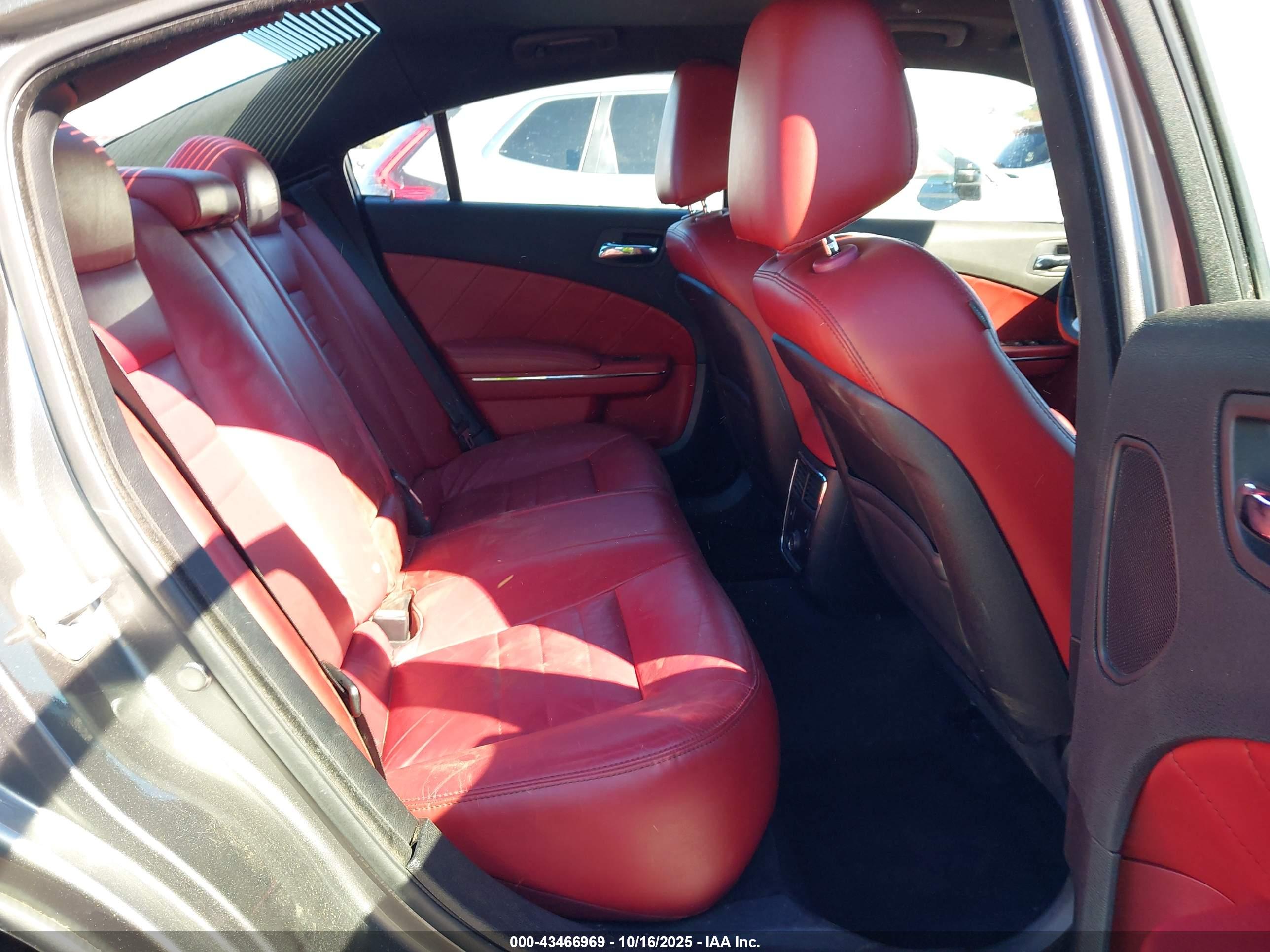 DODGE CHARGER image 8